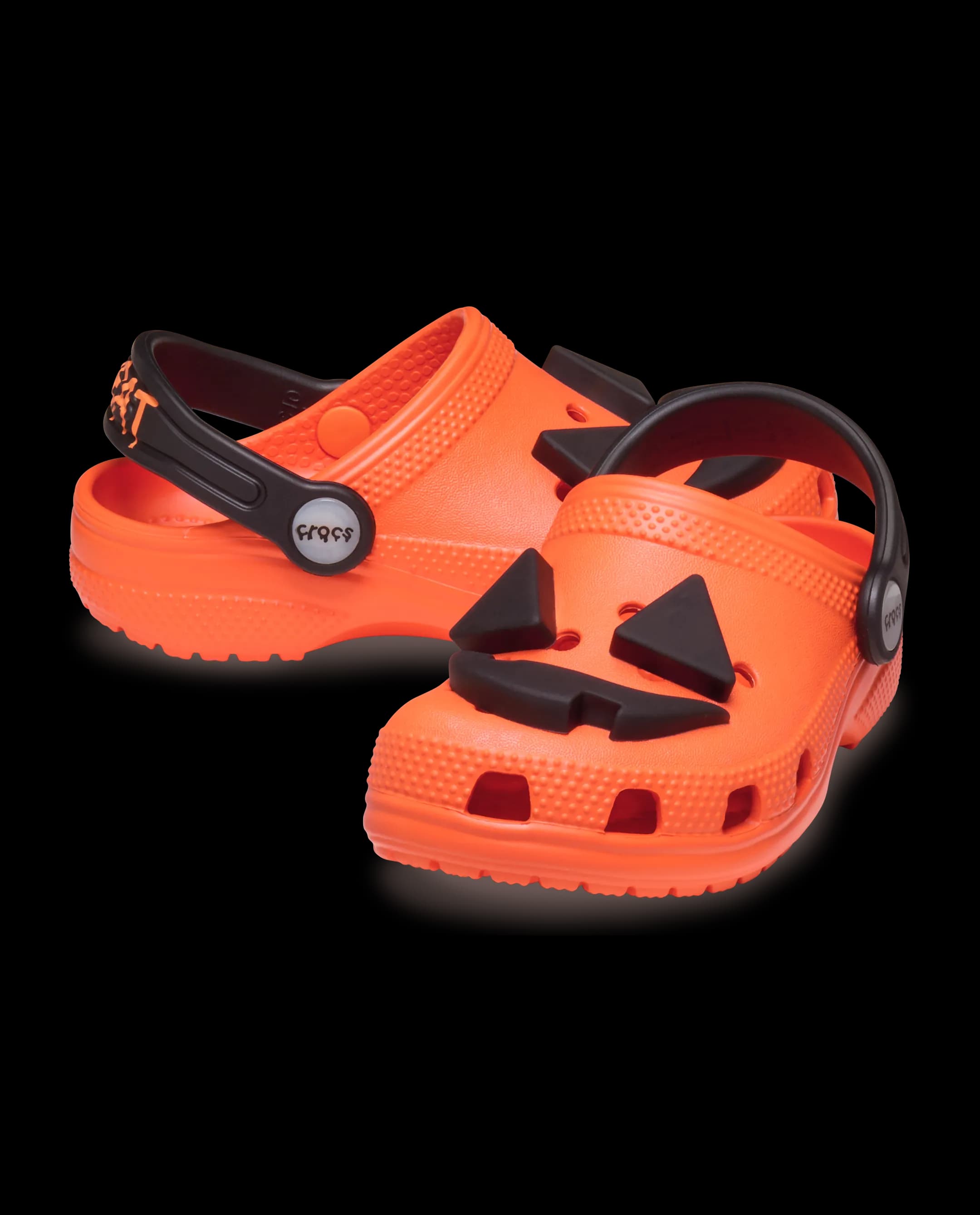 Product view https://mage-cdn.babiesandmore.com/catalog/product/2/1/211686-810_3.webp1