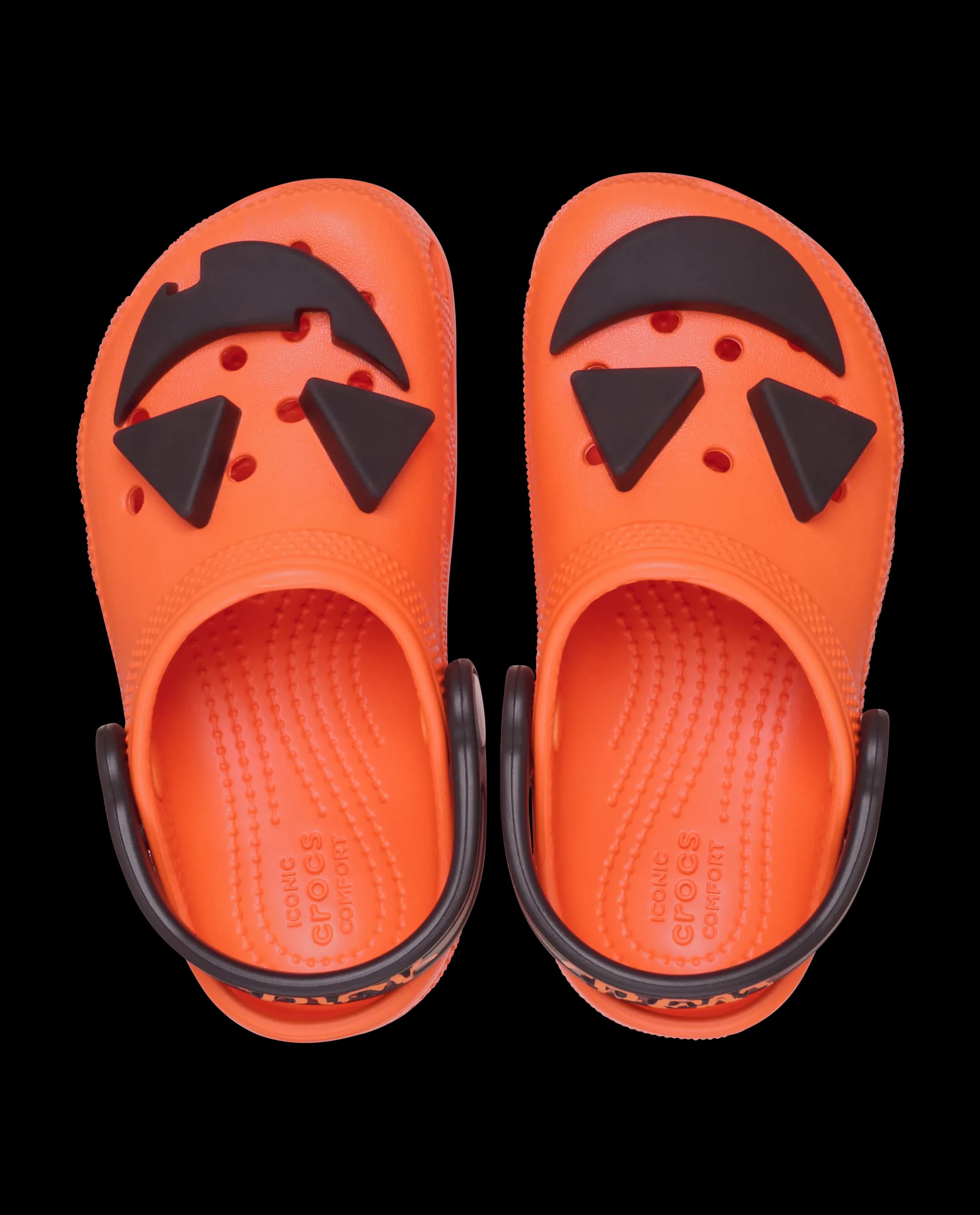 Product view https://mage-cdn.babiesandmore.com/catalog/product/2/1/211686-810_4.webp1