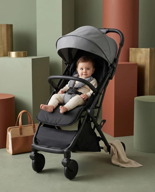 Babies & more Baby Stroller thumbnail 1