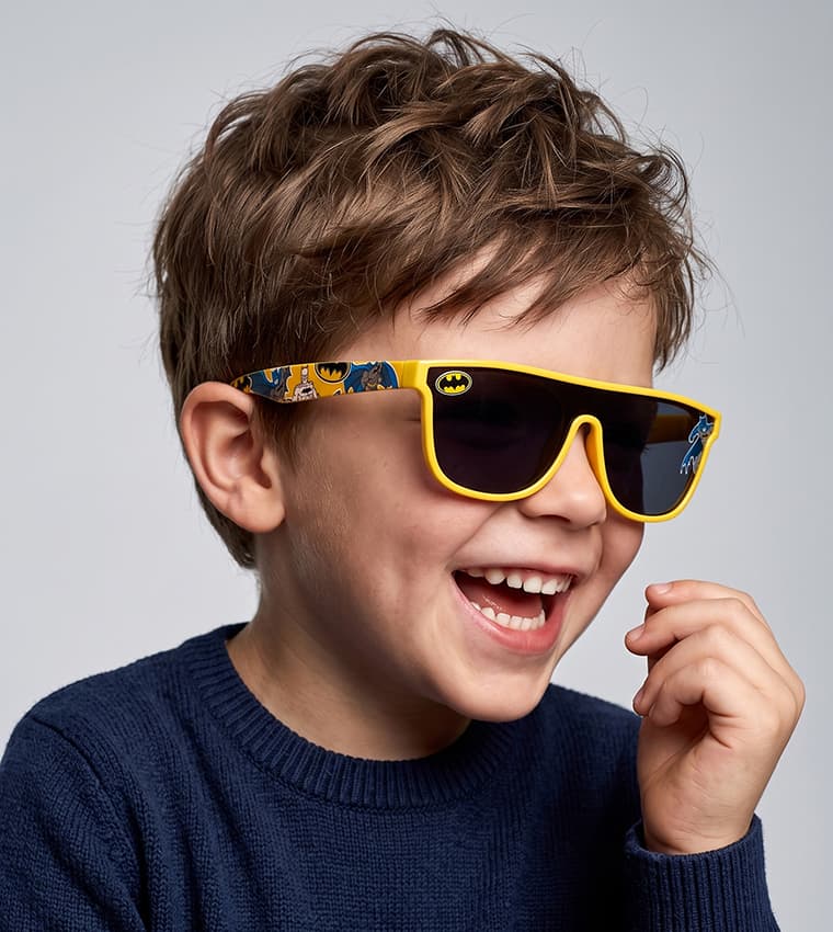AEC097HK-3-BATMAN-Sunglass