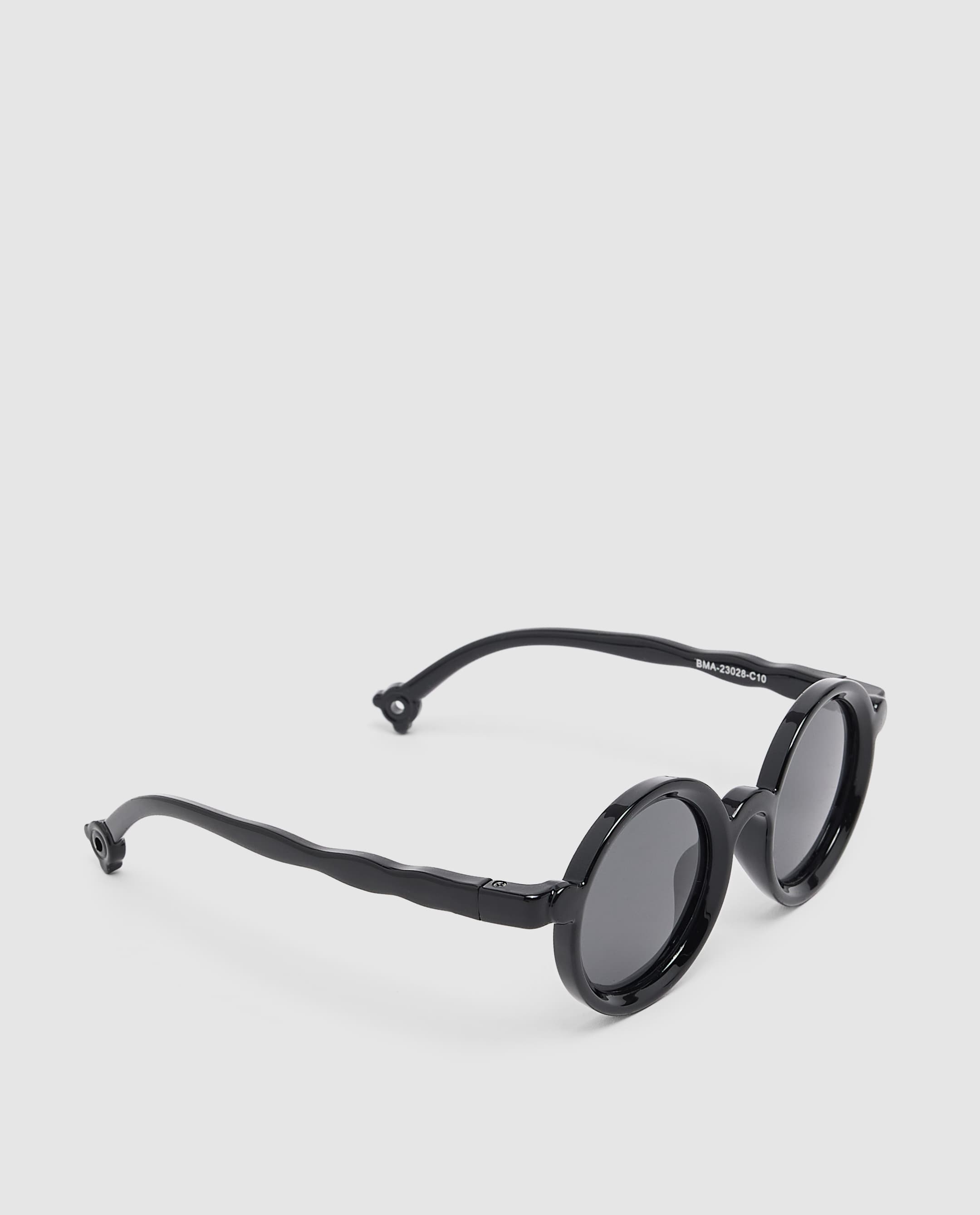 Product view https://mage-cdn.babiesandmore.com/catalog/product/b/m/bma-23028-c10_4.jpg1