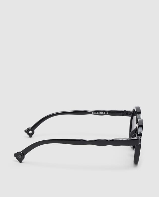 Solid Full Rim Polarized Sunglasses thumbnail 5