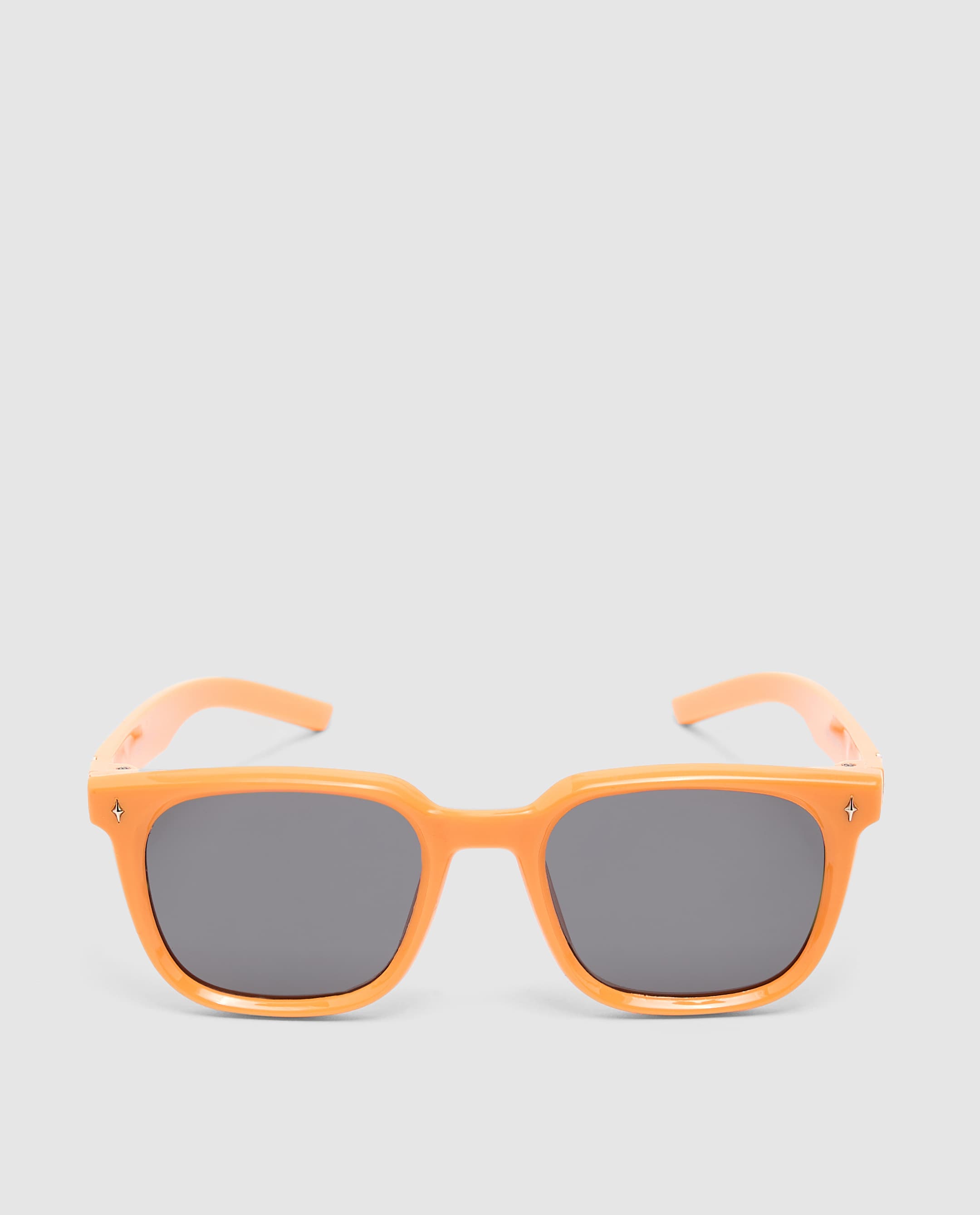 Product view https://mage-cdn.babiesandmore.com/catalog/product/b/m/bma-23046-c9_3.jpg1