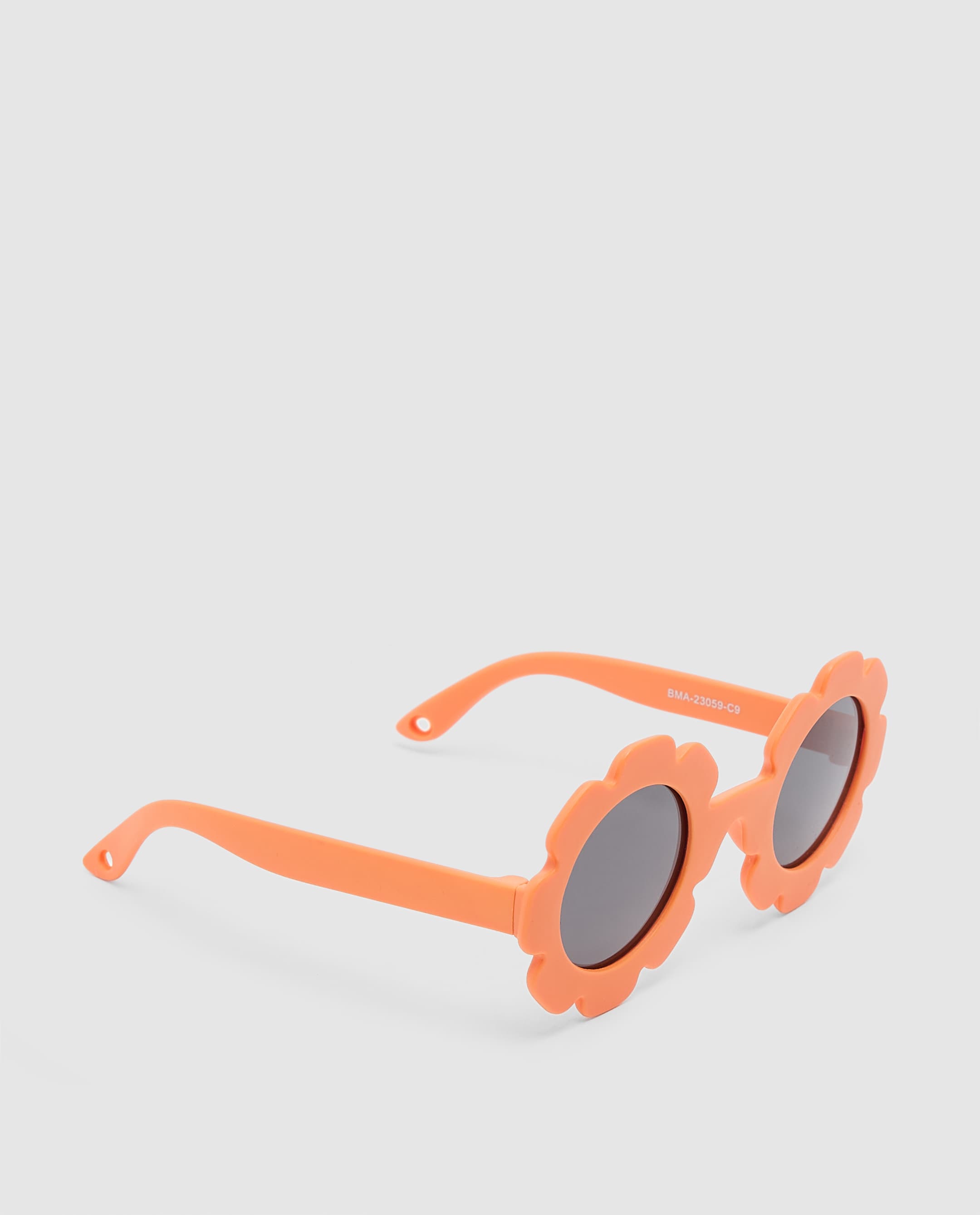 Product view https://mage-cdn.babiesandmore.com/catalog/product/b/m/bma-23059-c9_4.jpg1