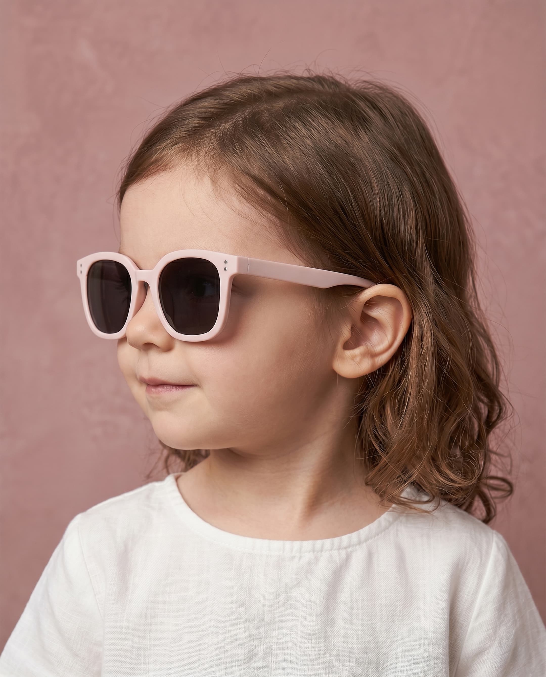 Product view https://mage-cdn.babiesandmore.com/catalog/product/b/m/bma-23075-c18_2.jpg1