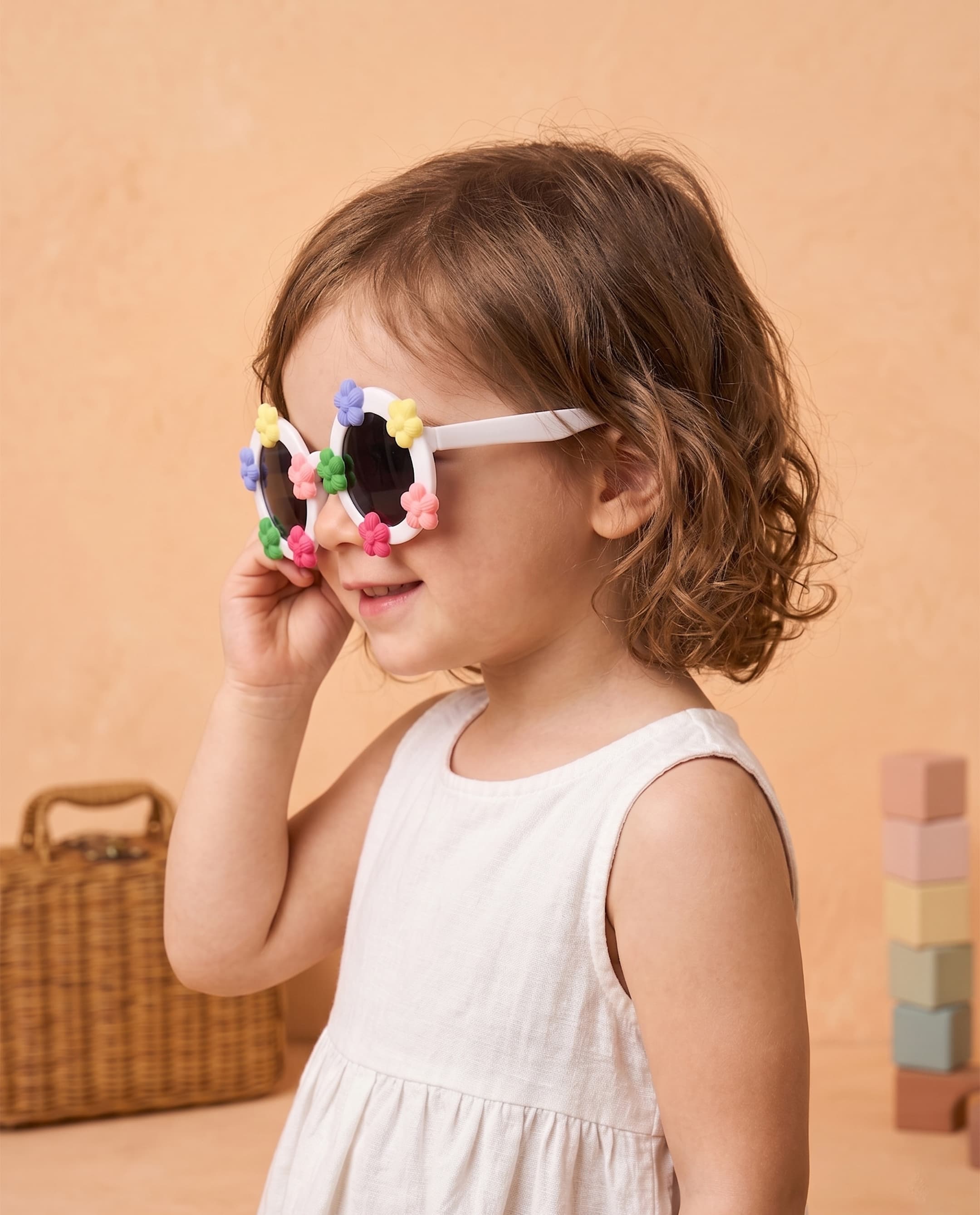 Product view https://mage-cdn.babiesandmore.com/catalog/product/b/m/bma-8-125-c1_2.jpg1
