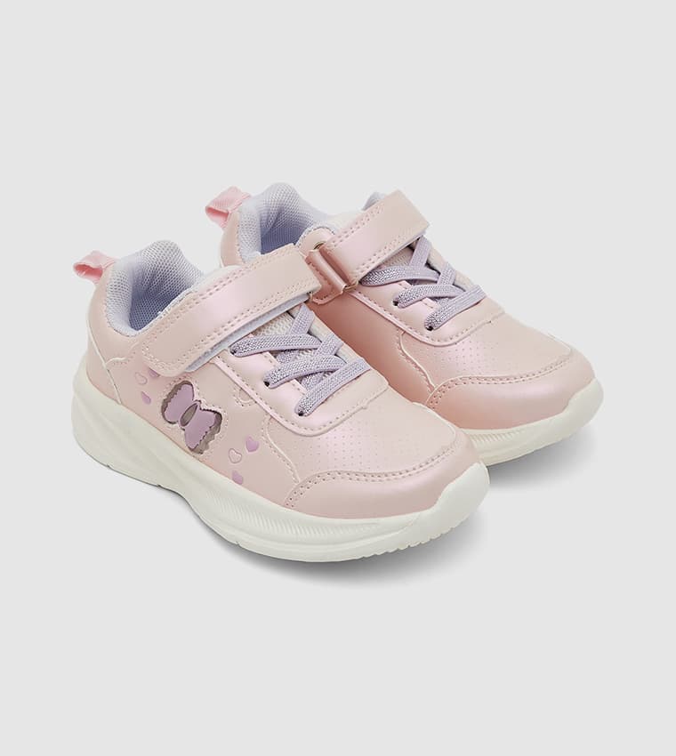 Casual Pink Shoe With Butterfly Detail