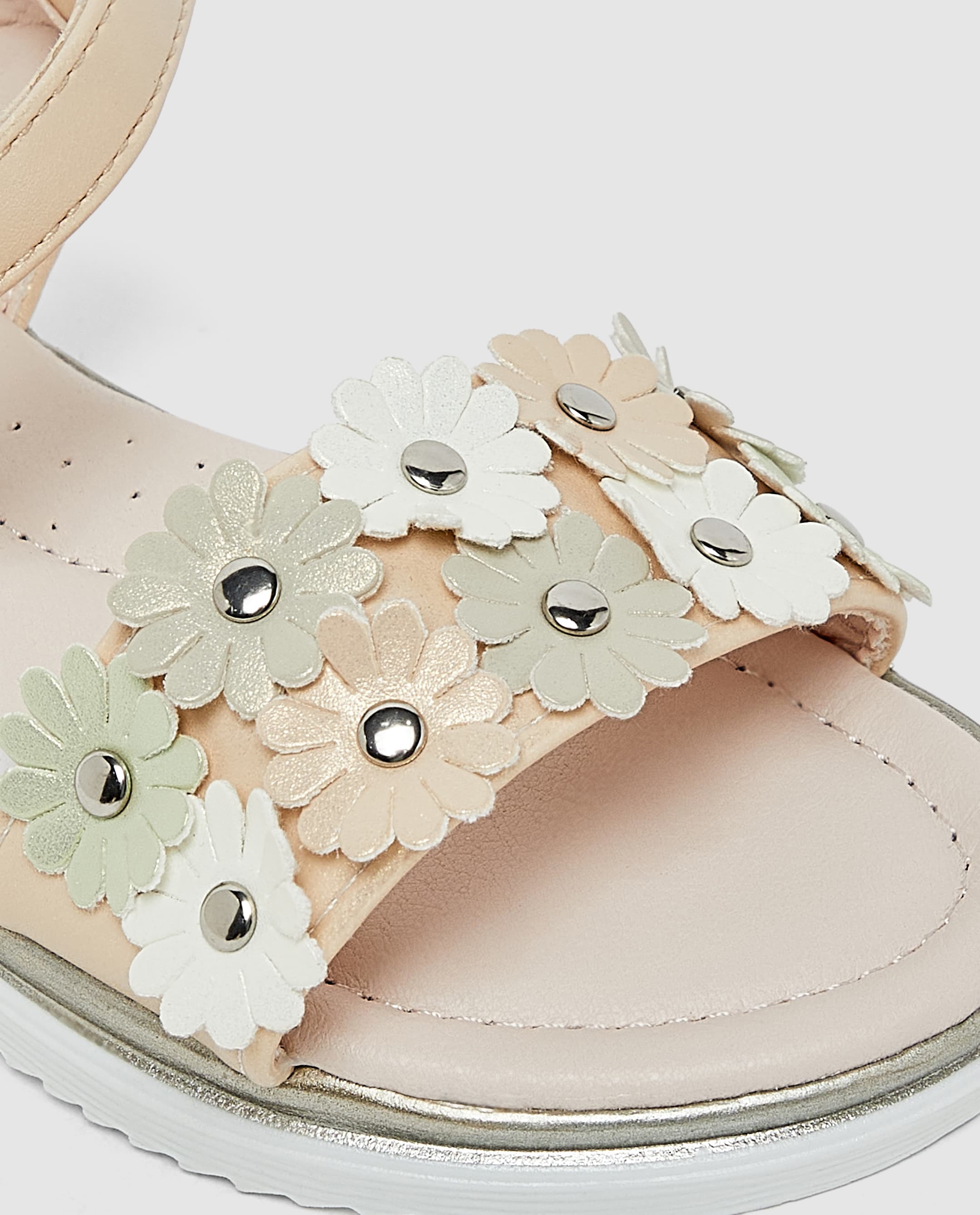 Sandal with 3D Flower Detail - Beige - 33 thumbnail 5
