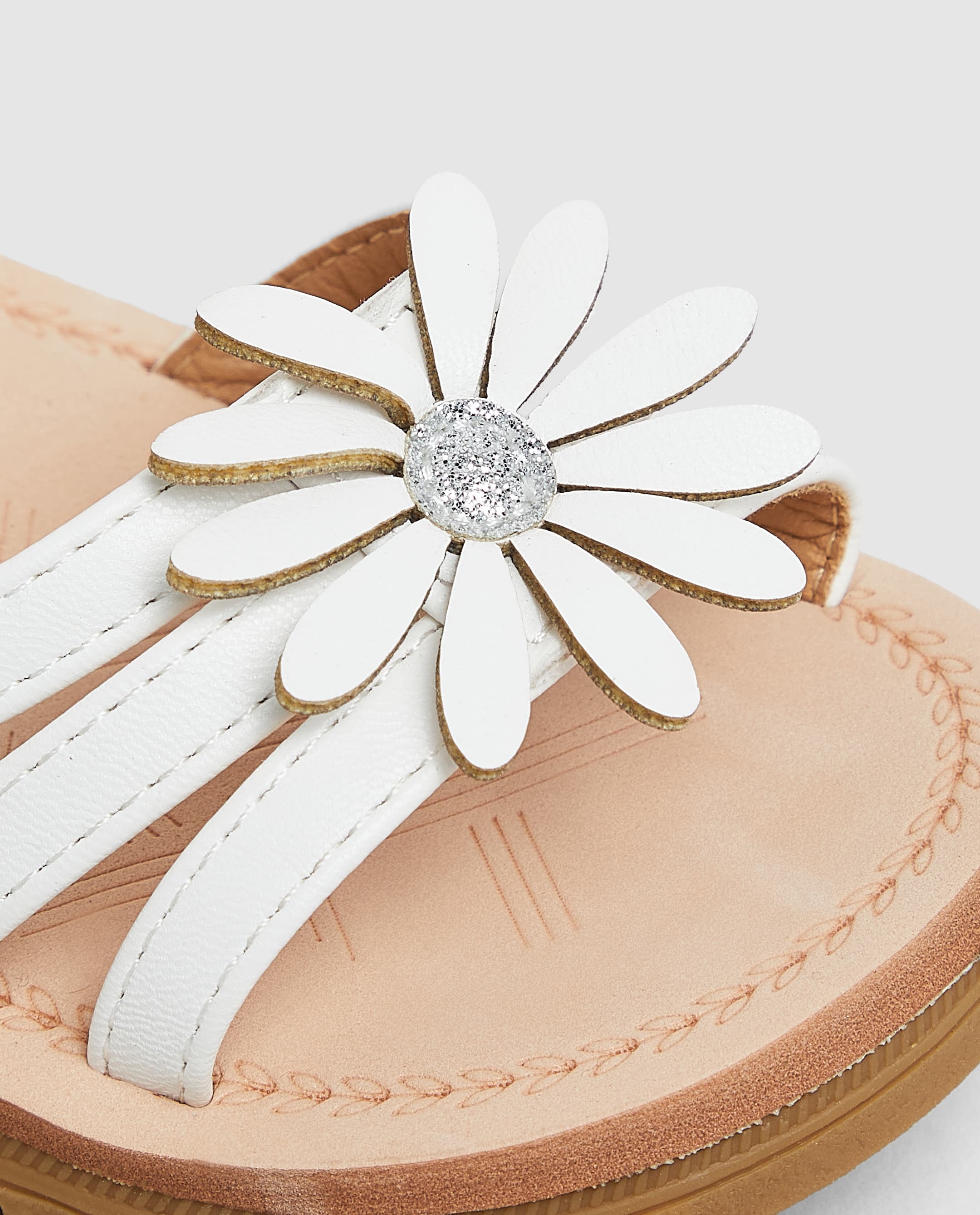 Sandal with Flower Detail - White 33 thumbnail 5