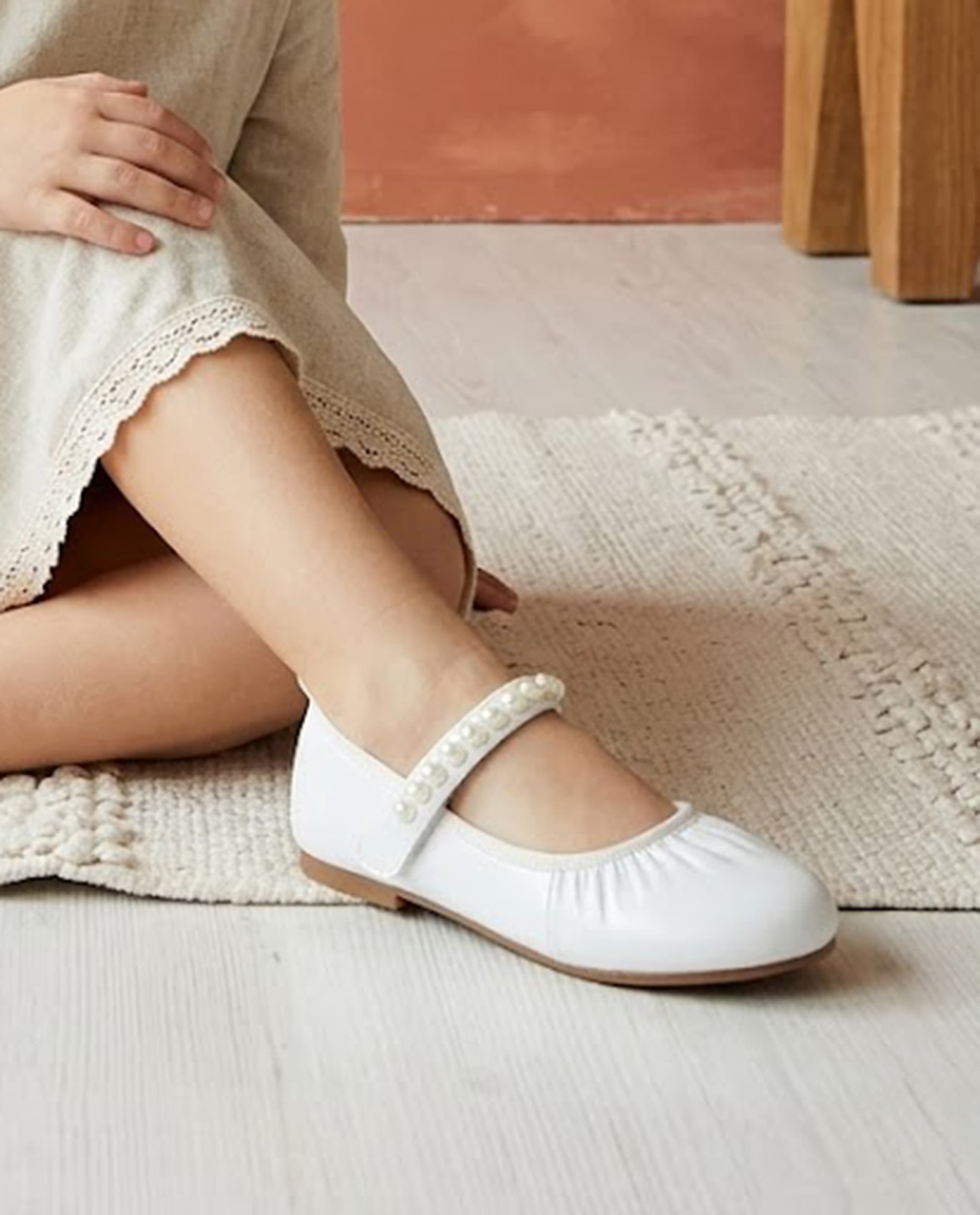 Elastic Ballerina with Pearl Strap - White - 33 thumbnail 6