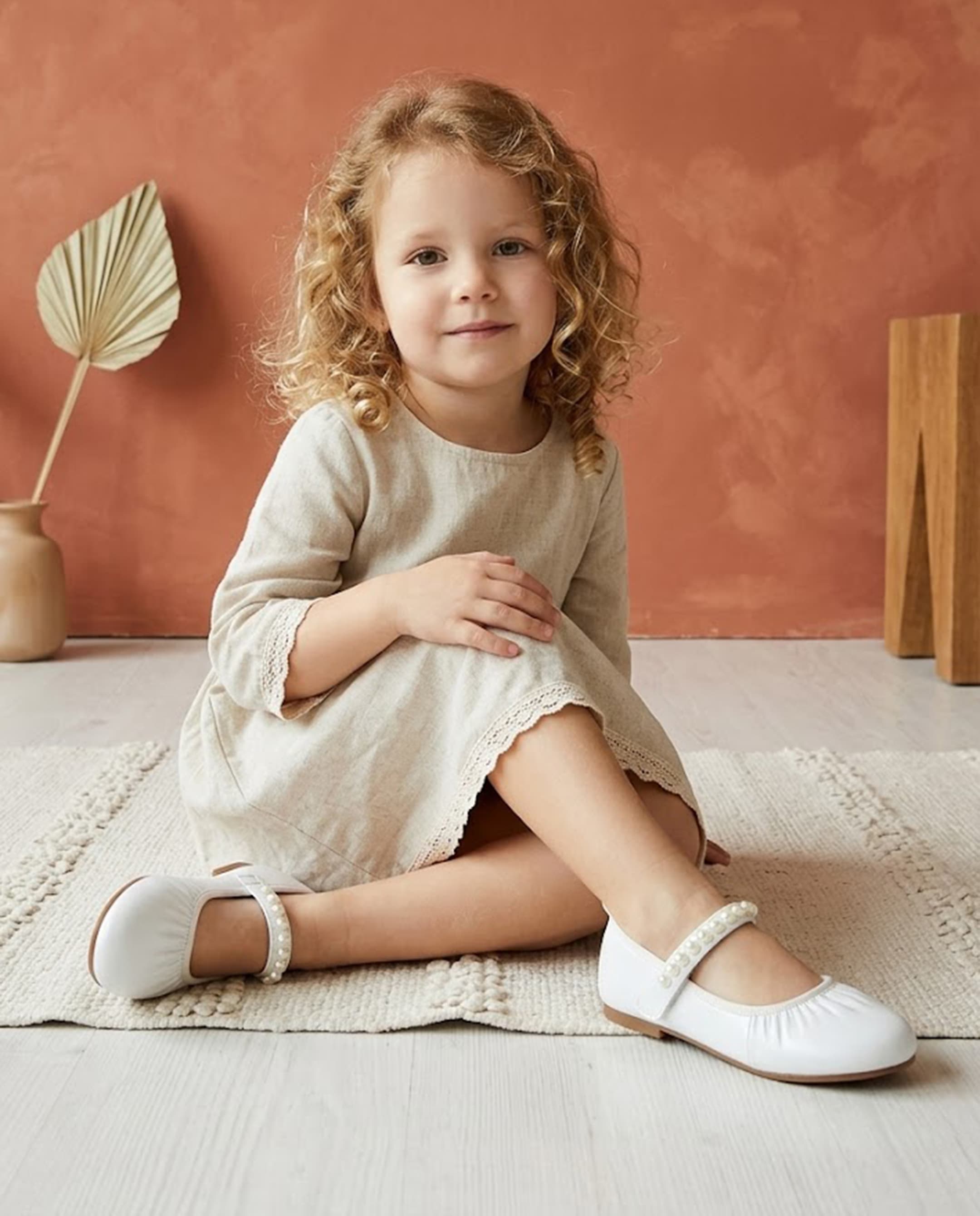Elastic Ballerina with Pearl Strap - White - 33 thumbnail 7