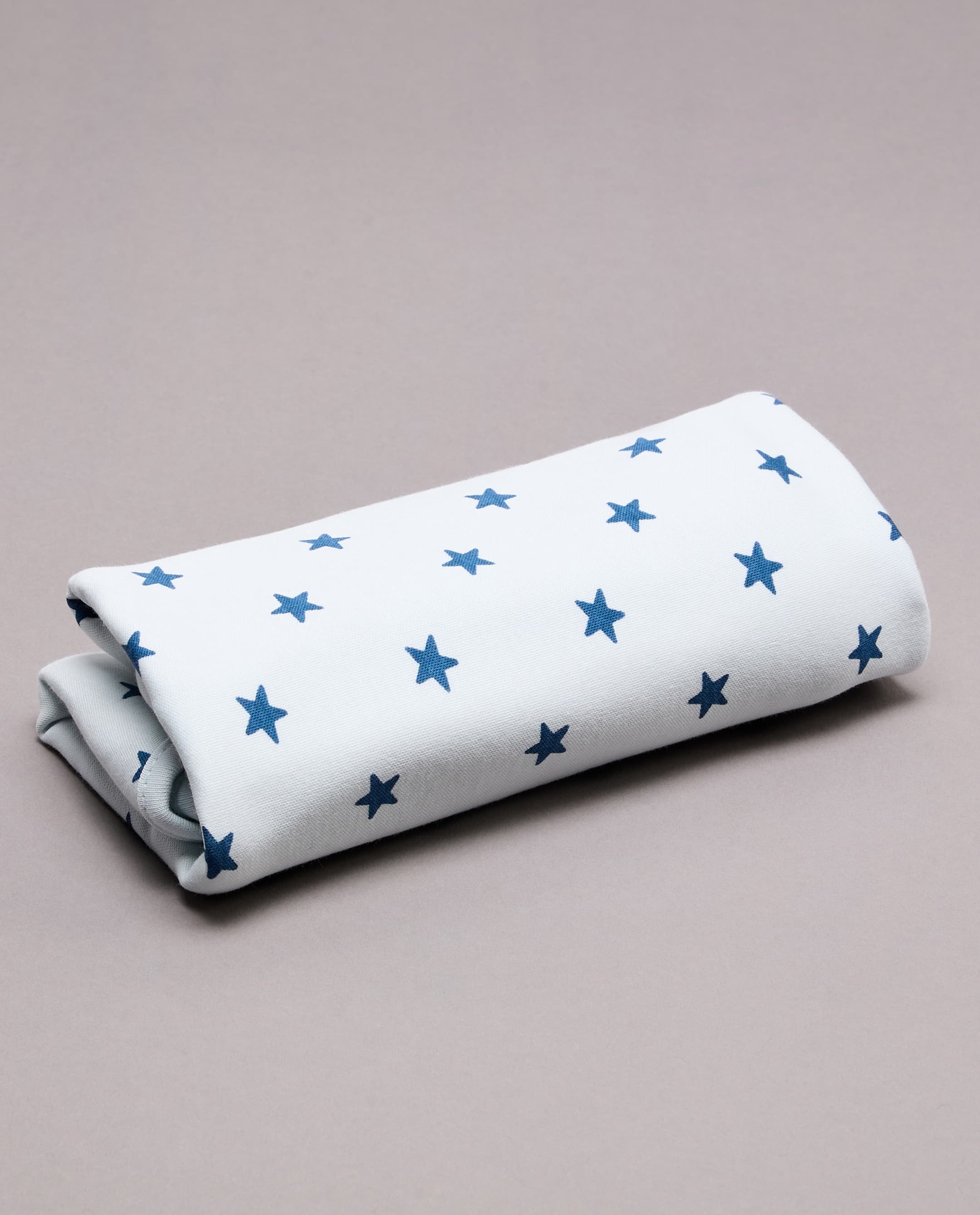 Product view https://mage-cdn.babiesandmore.com/catalog/product/c/l/clnbvp155a25_4.jpg1