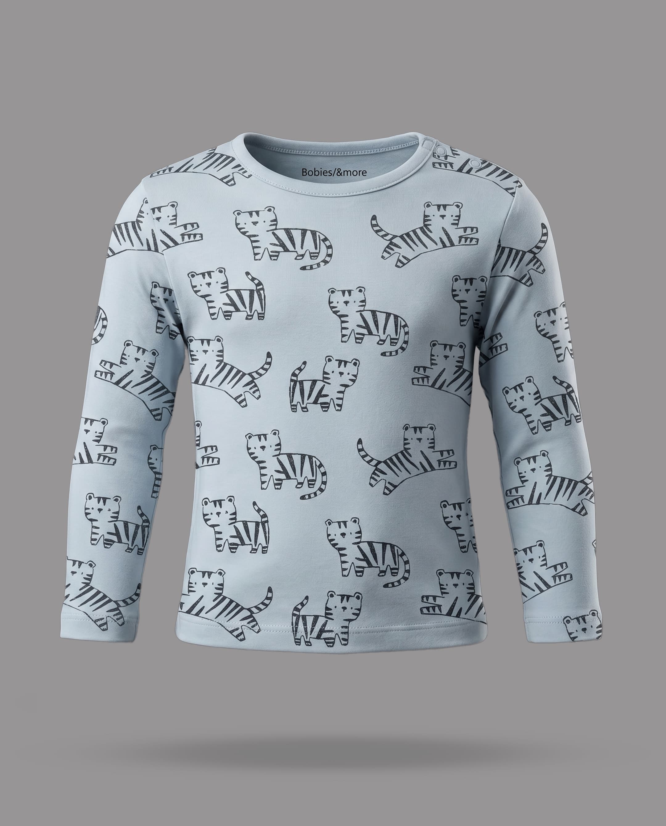 Product view https://mage-cdn.babiesandmore.com/catalog/product/c/l/clnbvp175a25_3.jpg1