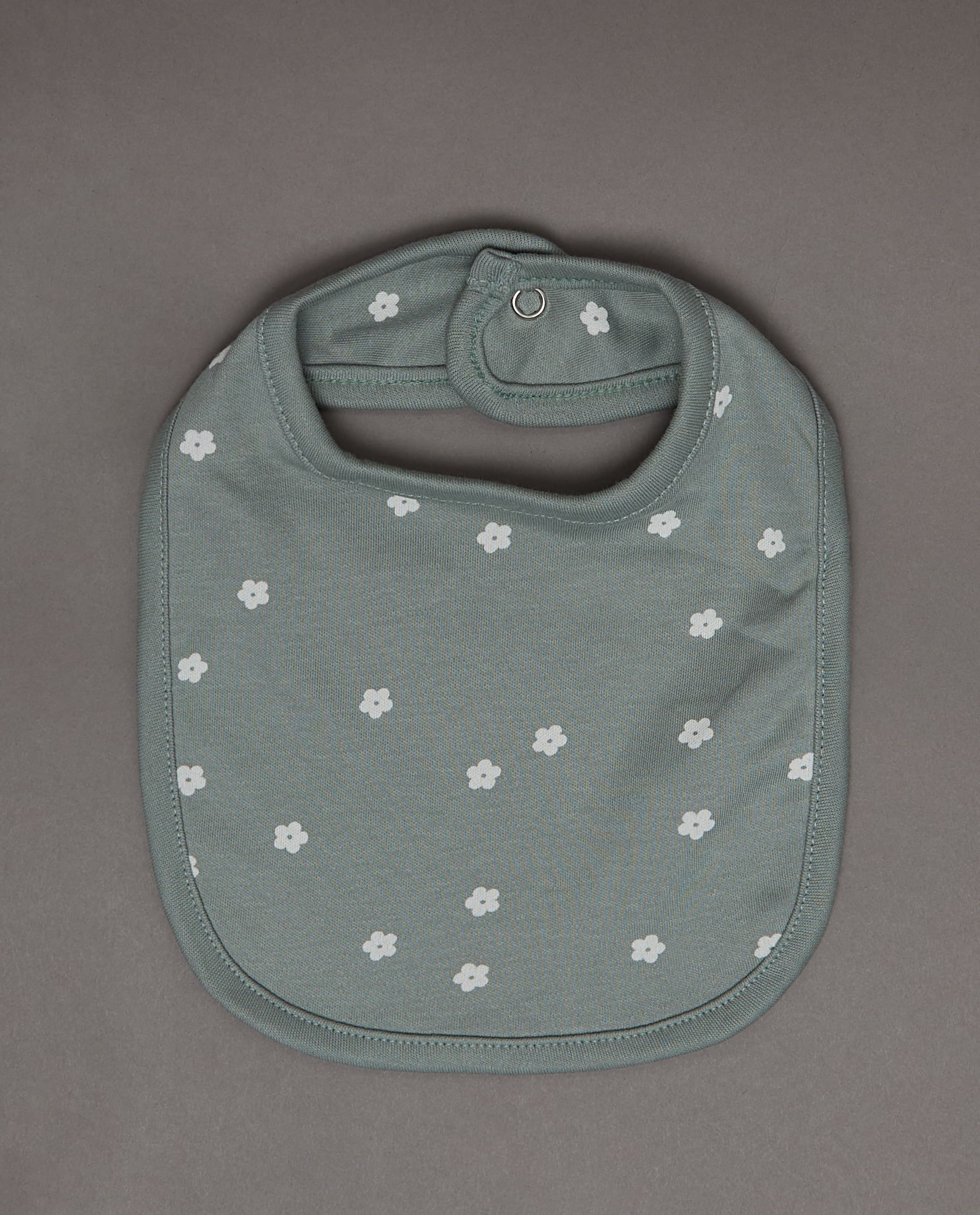 3 Pk Bib