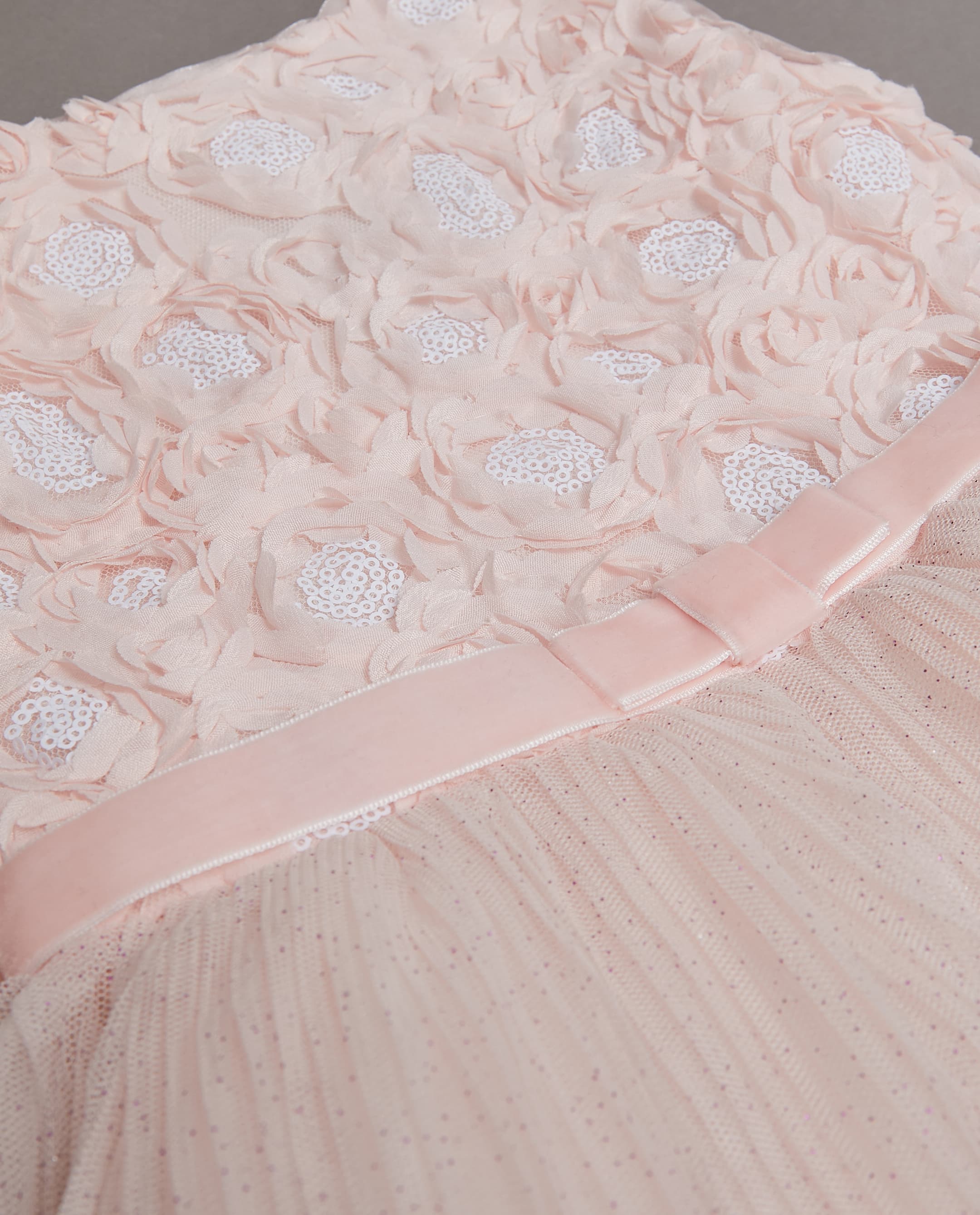 Sleeveless Dress thumbnail 5