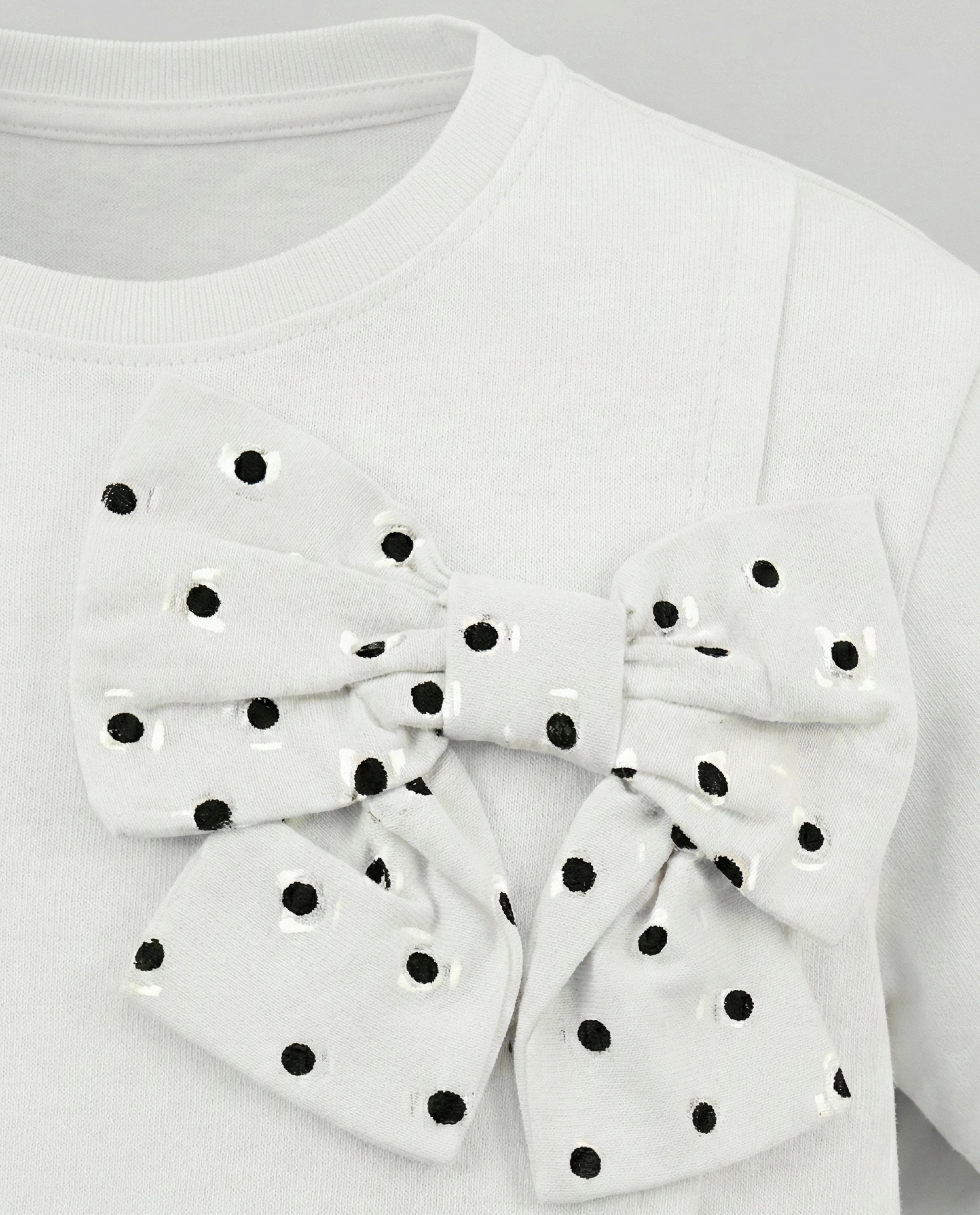 Product view https://mage-cdn.babiesandmore.com/catalog/product/c/w/cwtgts044s26_3_1.webp1