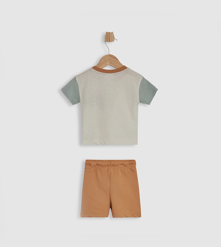 Product view https://mage-cdn.babiesandmore.com/catalog/product/d/b/dbnbss29a25_2.jpg1