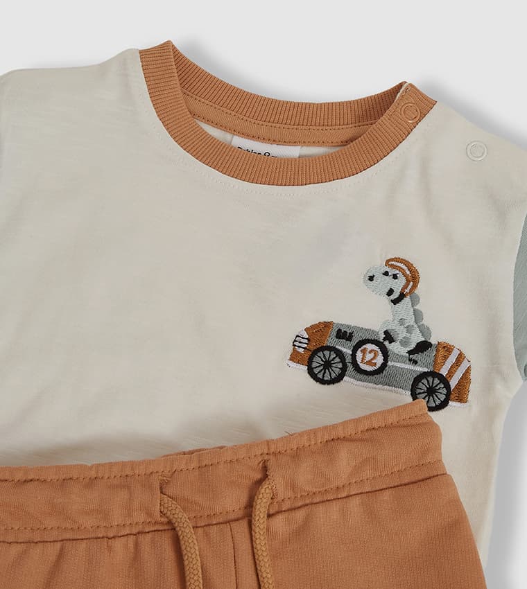 Product view https://mage-cdn.babiesandmore.com/catalog/product/d/b/dbnbss29a25_3.jpg1