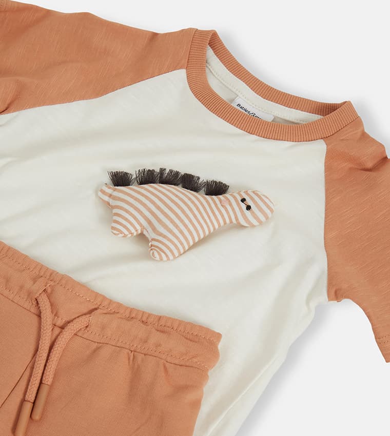 Product view https://mage-cdn.babiesandmore.com/catalog/product/d/b/dbnbss30a25_8.jpg1