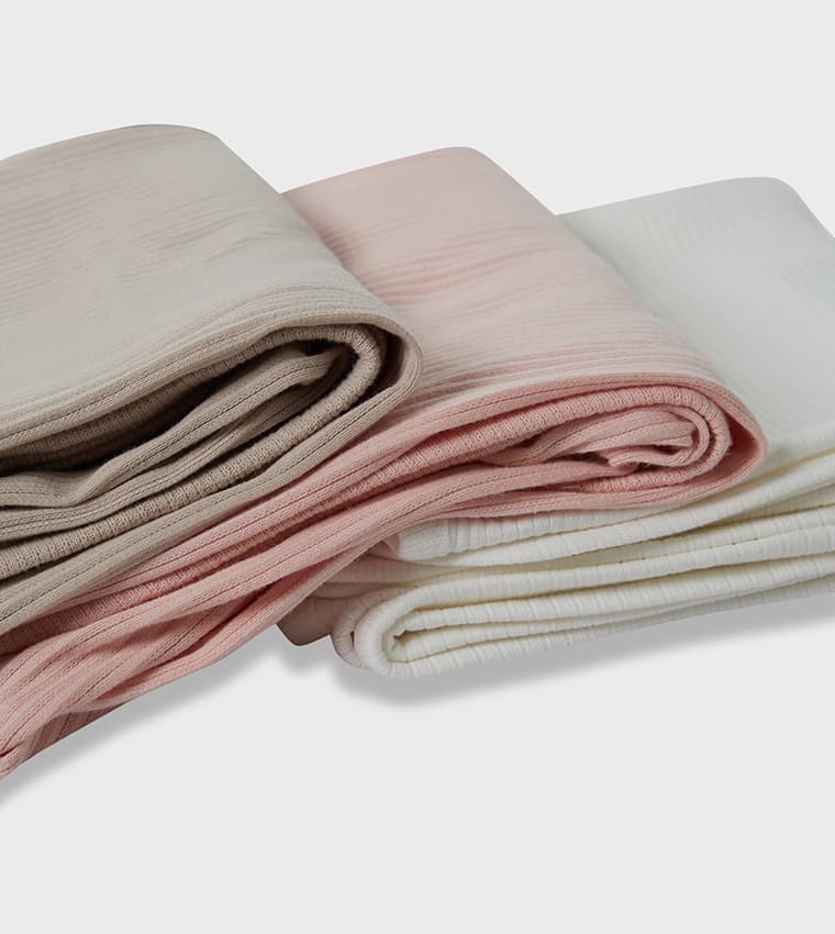 Product view https://mage-cdn.babiesandmore.com/catalog/product/d/b/dbnbvp08s25_2.jpg1