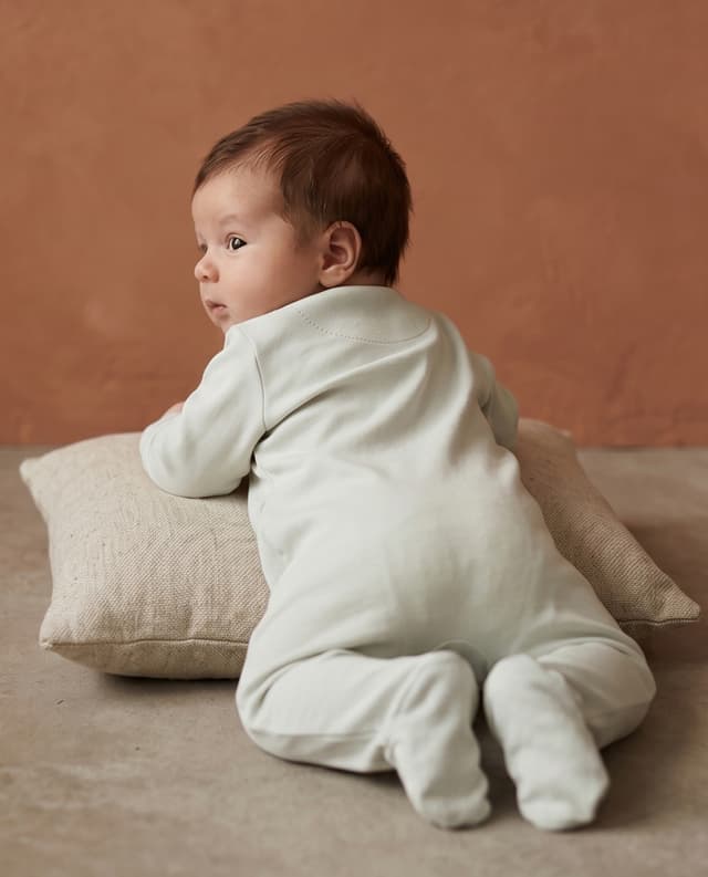 Closefeet Sleepsuit thumbnail 2