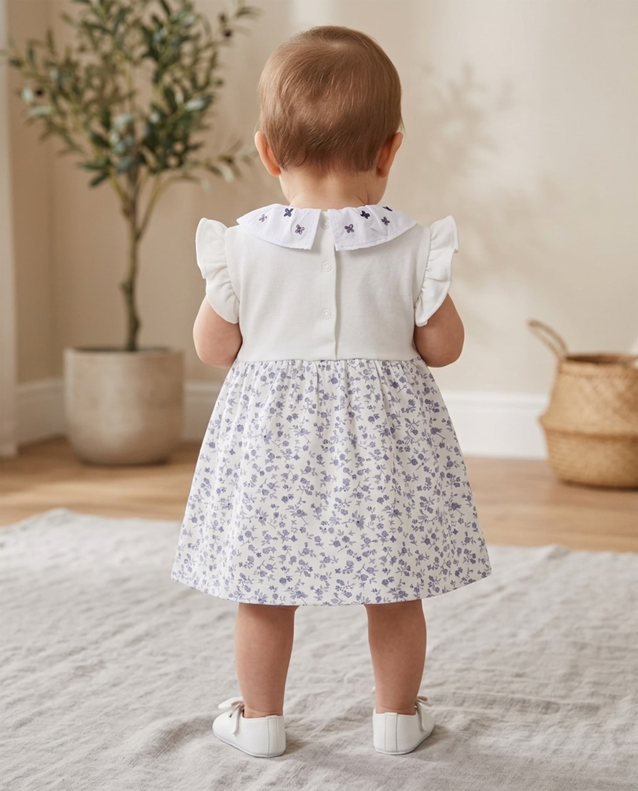 Product view https://mage-cdn.babiesandmore.com/catalog/product/e/k/ekngpp038s26_2.jpg1