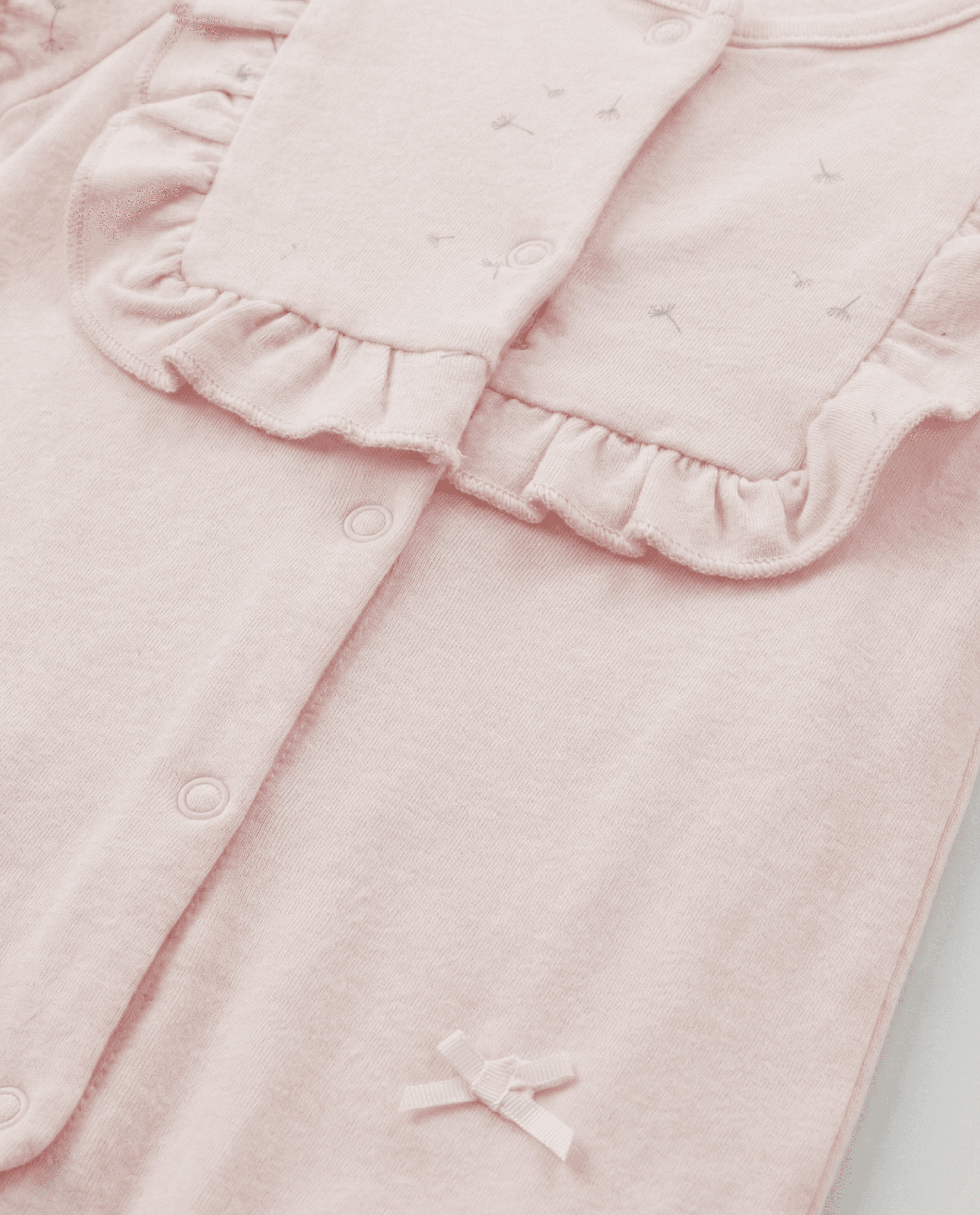 Product view https://mage-cdn.babiesandmore.com/catalog/product/e/k/ekngrm089s26_4.png1