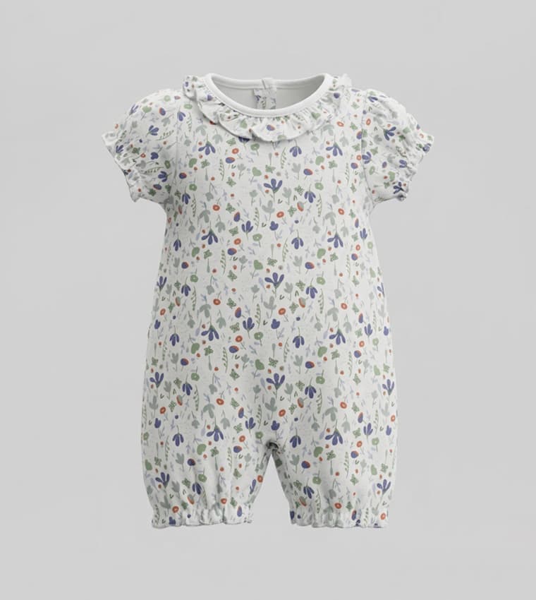 Product view https://mage-cdn.babiesandmore.com/catalog/product/e/k/ekngvp170s26_4.jpg1