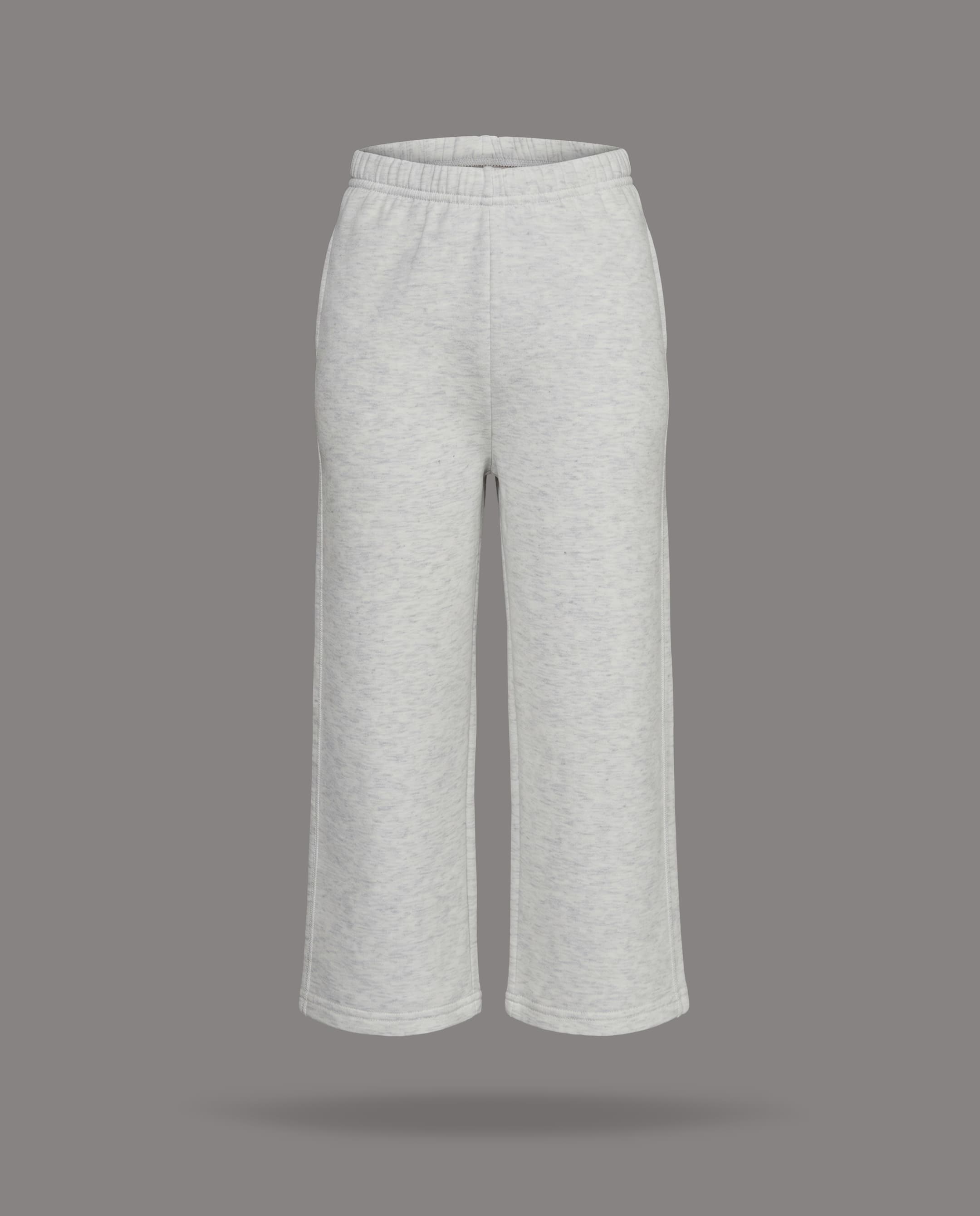Product view https://mage-cdn.babiesandmore.com/catalog/product/e/k/ektgpj117s26_4.jpg1
