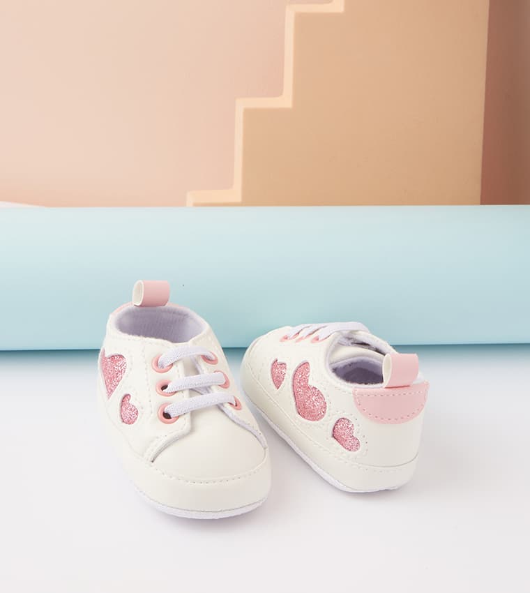 Product view https://mage-cdn.babiesandmore.com/catalog/product/e/y/eyngbs26s25_2.jpg1