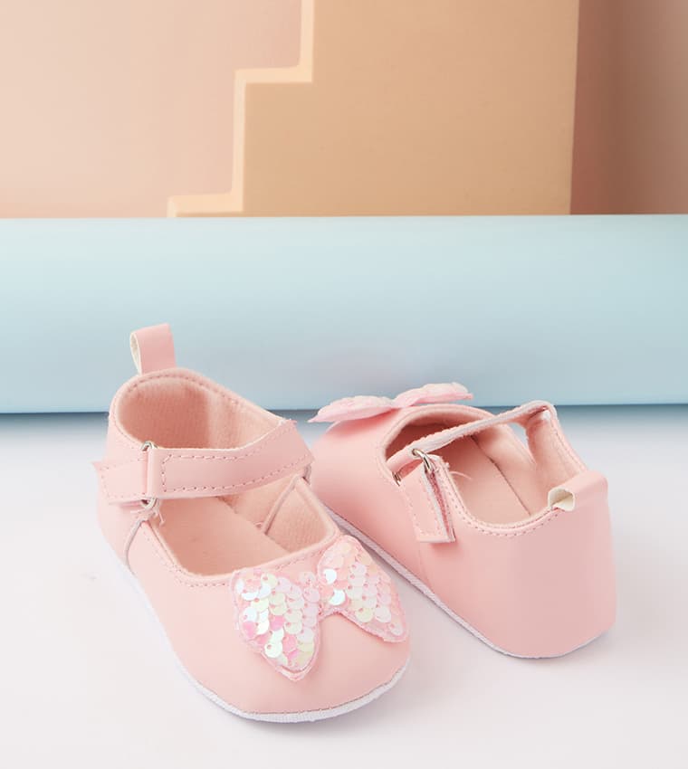 Product view https://mage-cdn.babiesandmore.com/catalog/product/e/y/eyngss31s25_2_1.jpg1