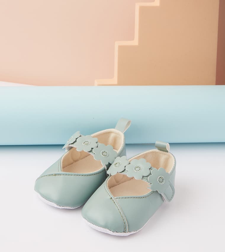 Product view https://mage-cdn.babiesandmore.com/catalog/product/e/y/eyngss35s25_3.jpg1