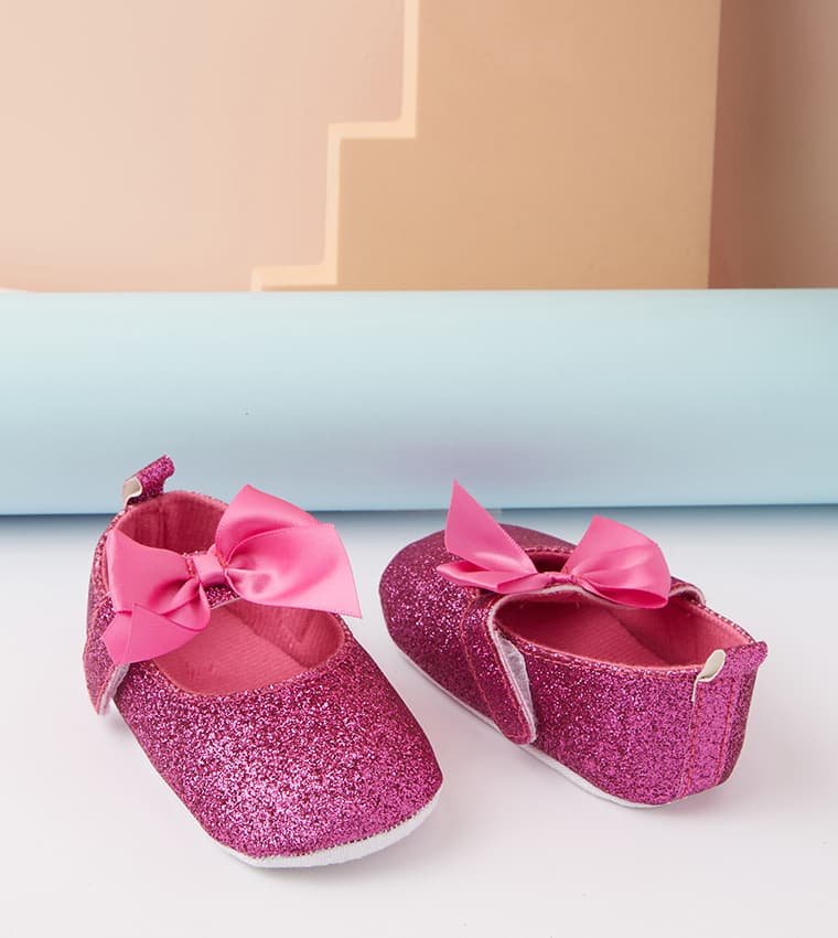 Product view https://mage-cdn.babiesandmore.com/catalog/product/e/y/eyngss65s25_2.jpg1