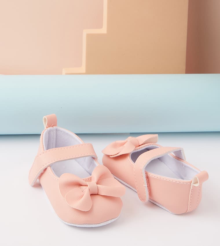 Product view https://mage-cdn.babiesandmore.com/catalog/product/e/y/eyngss77s25_2.jpg1