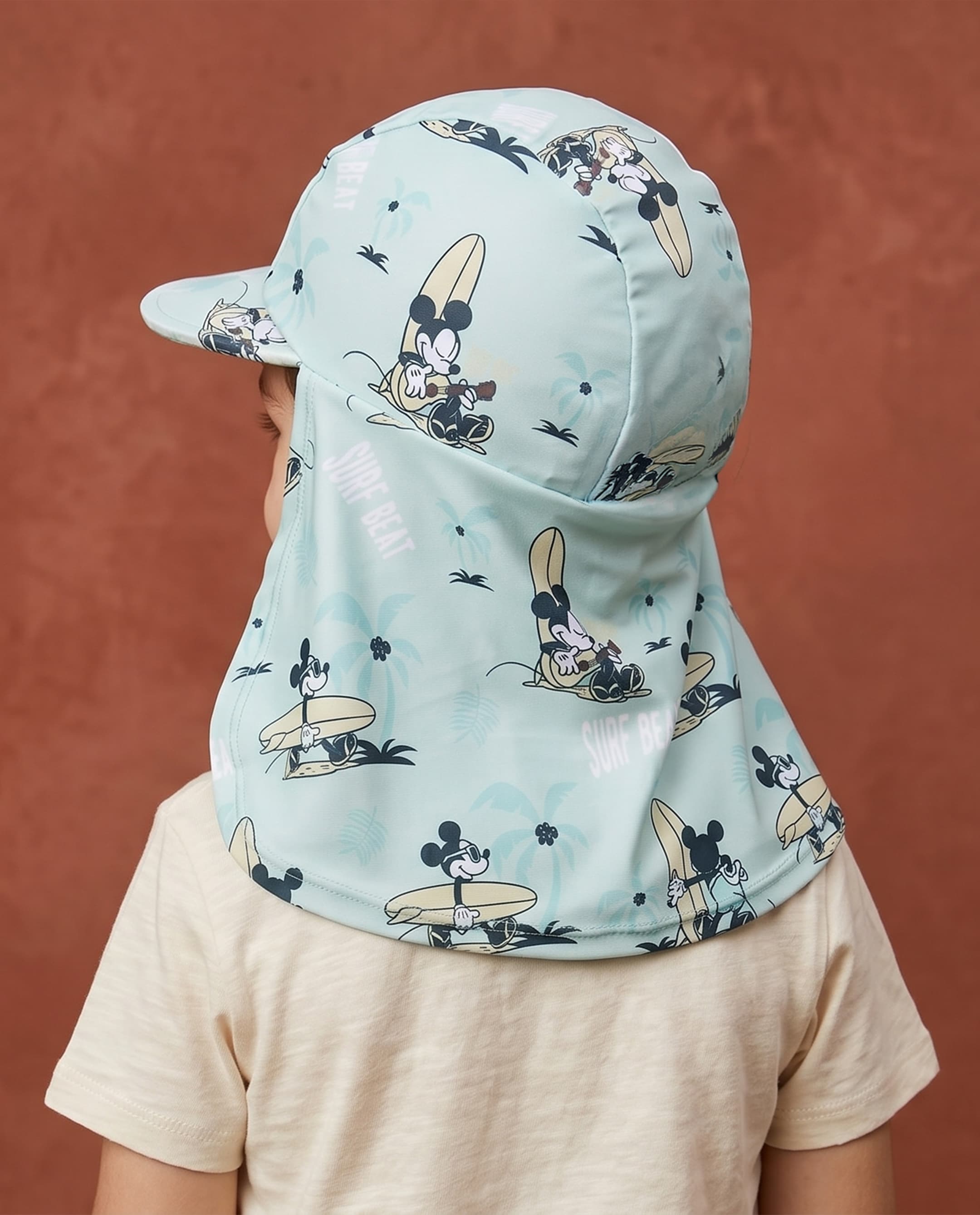 Product view https://mage-cdn.babiesandmore.com/catalog/product/f/m/fmnbsw229s26_2.jpg1