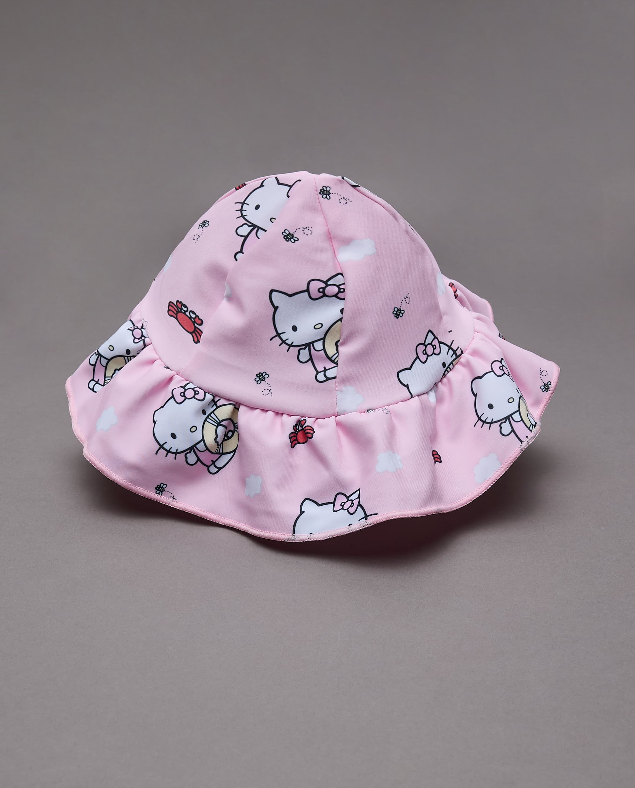 Product view https://mage-cdn.babiesandmore.com/catalog/product/f/m/fmngsw237s26_4.jpg1