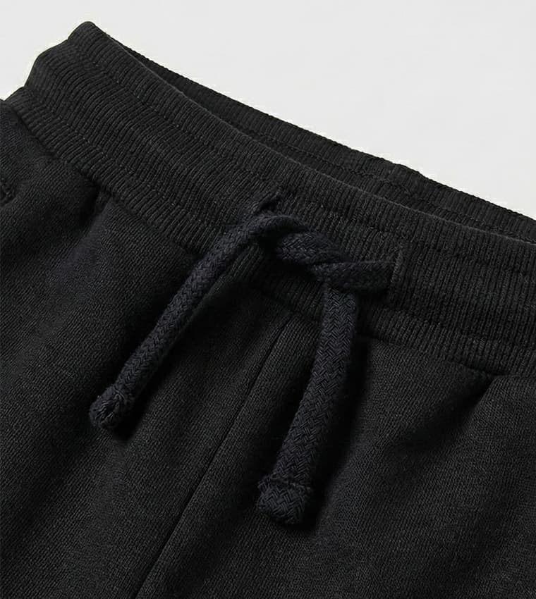 Product view https://mage-cdn.babiesandmore.com/catalog/product/f/m/fmtbch12a25_4.jpg1