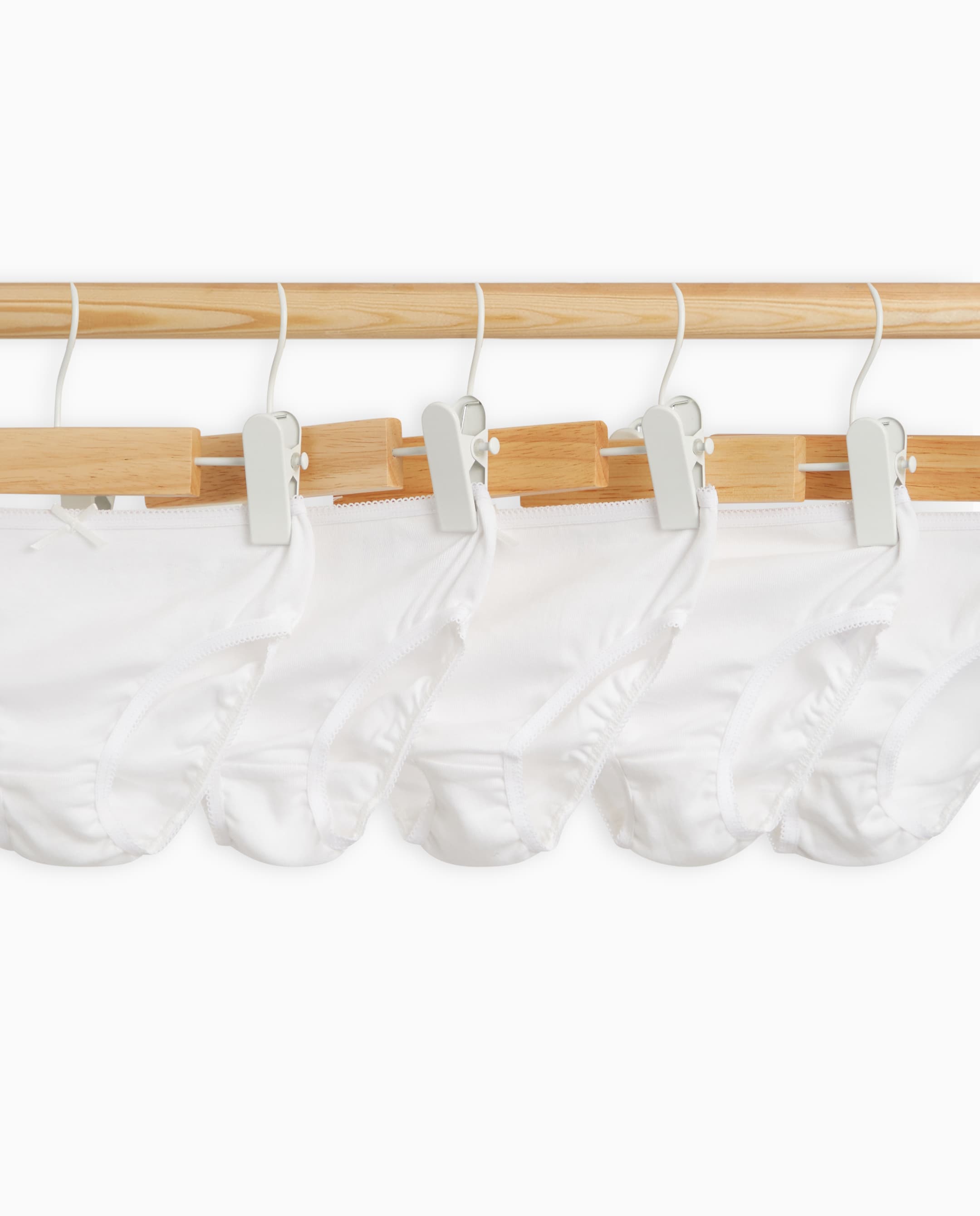 Product view https://mage-cdn.babiesandmore.com/catalog/product/f/s/fstg0879a24_3.jpg1
