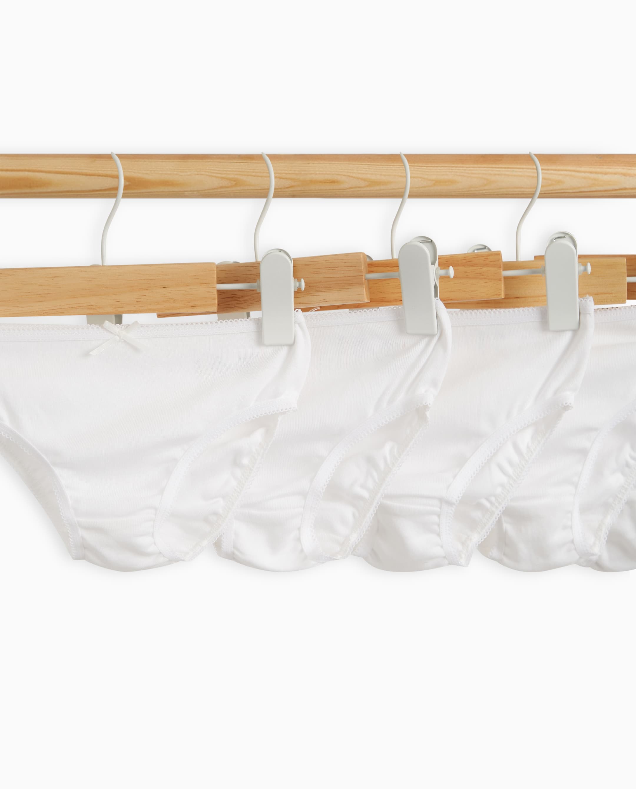 Product view https://mage-cdn.babiesandmore.com/catalog/product/f/s/fstg0879a24_4.jpg1