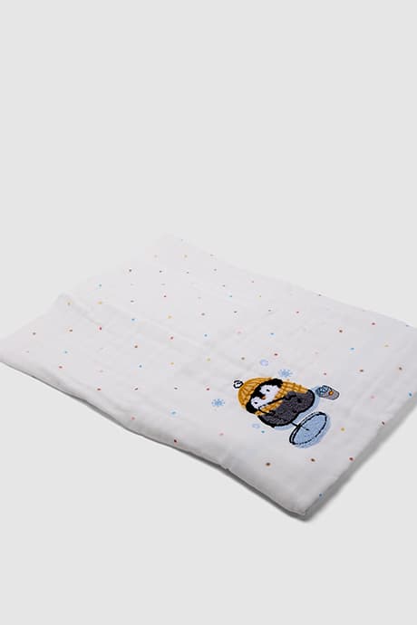 Six-Layer Embroidered Bath Towel thumbnail 4
