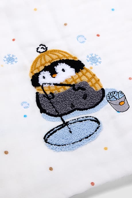 Six-Layer Embroidered Bath Towel thumbnail 5