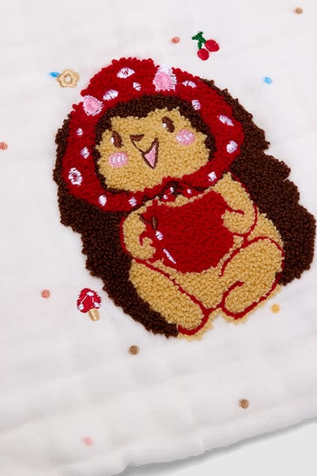 Six-Layer Embroidered Bath Towel thumbnail 5