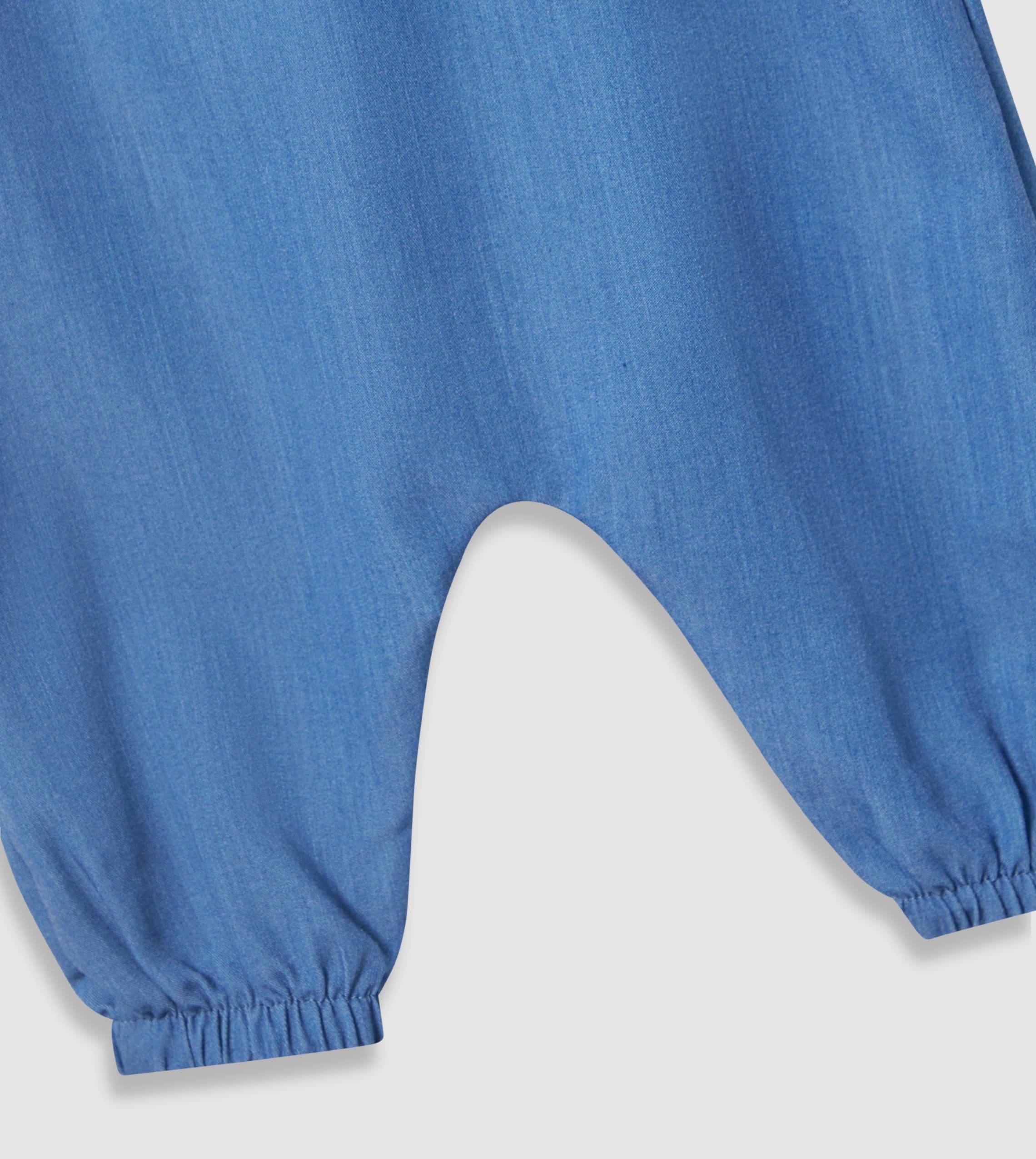 Product view https://mage-cdn.babiesandmore.com/catalog/product/m/g/mgnb275a24_4.jpg1