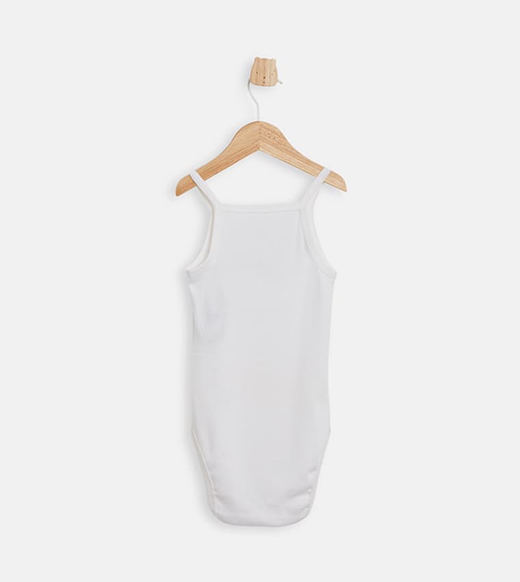 Product view https://mage-cdn.babiesandmore.com/catalog/product/n/b/nbstbs070as_6.jpg1