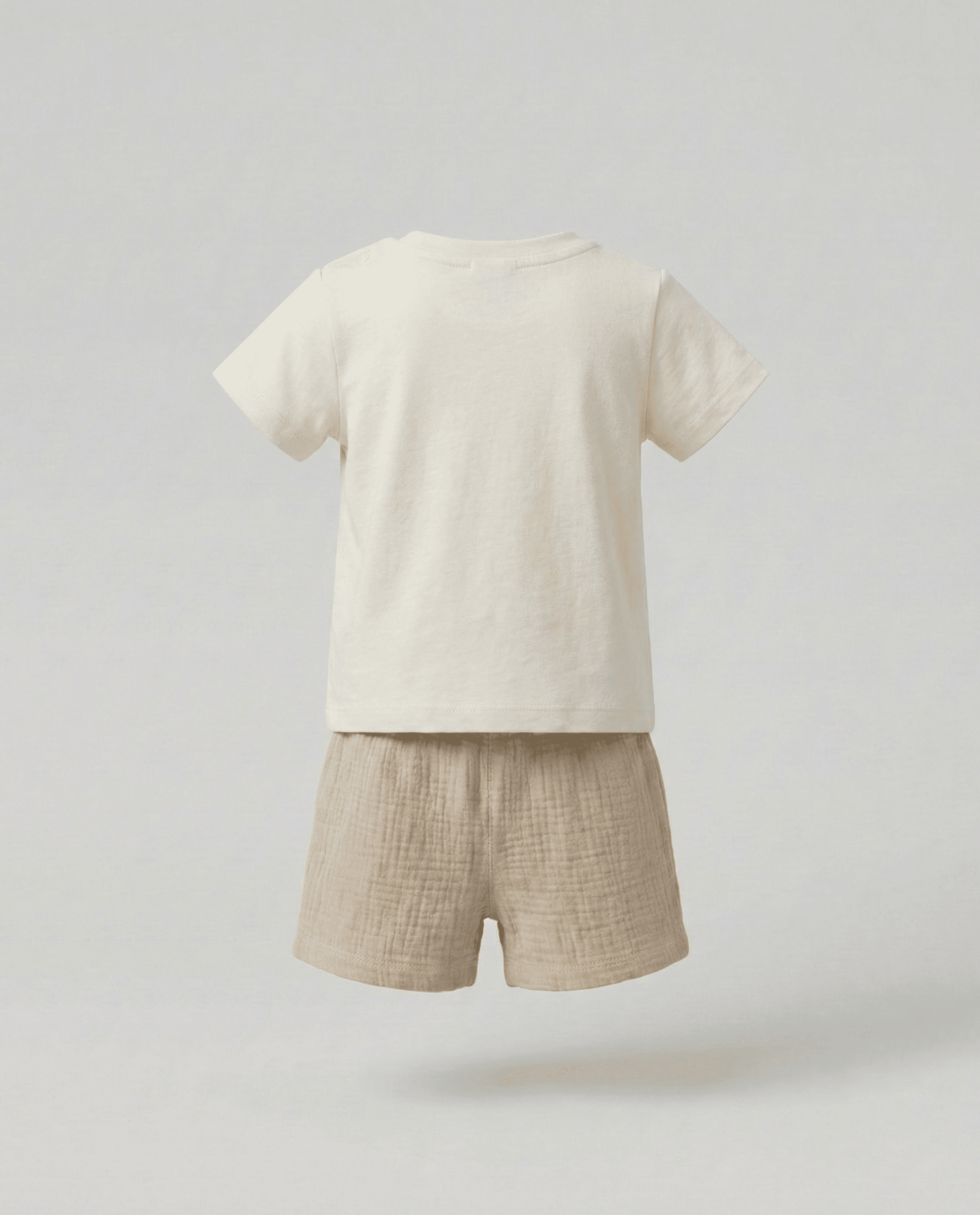 Product view https://mage-cdn.babiesandmore.com/catalog/product/n/h/nhnbcs075s26_2.png1