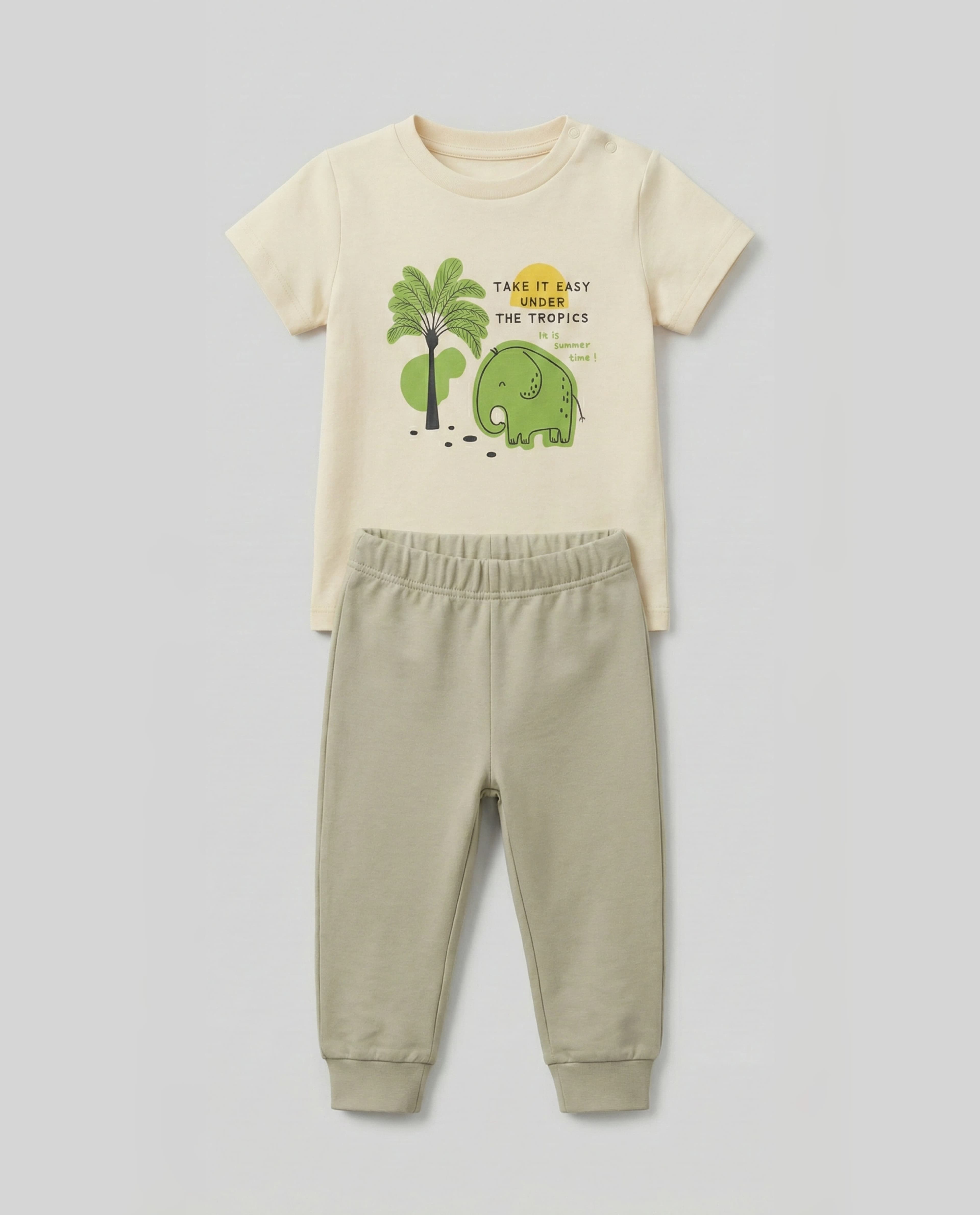 Graphic Short Sleeves Pyjama Set thumbnail 15