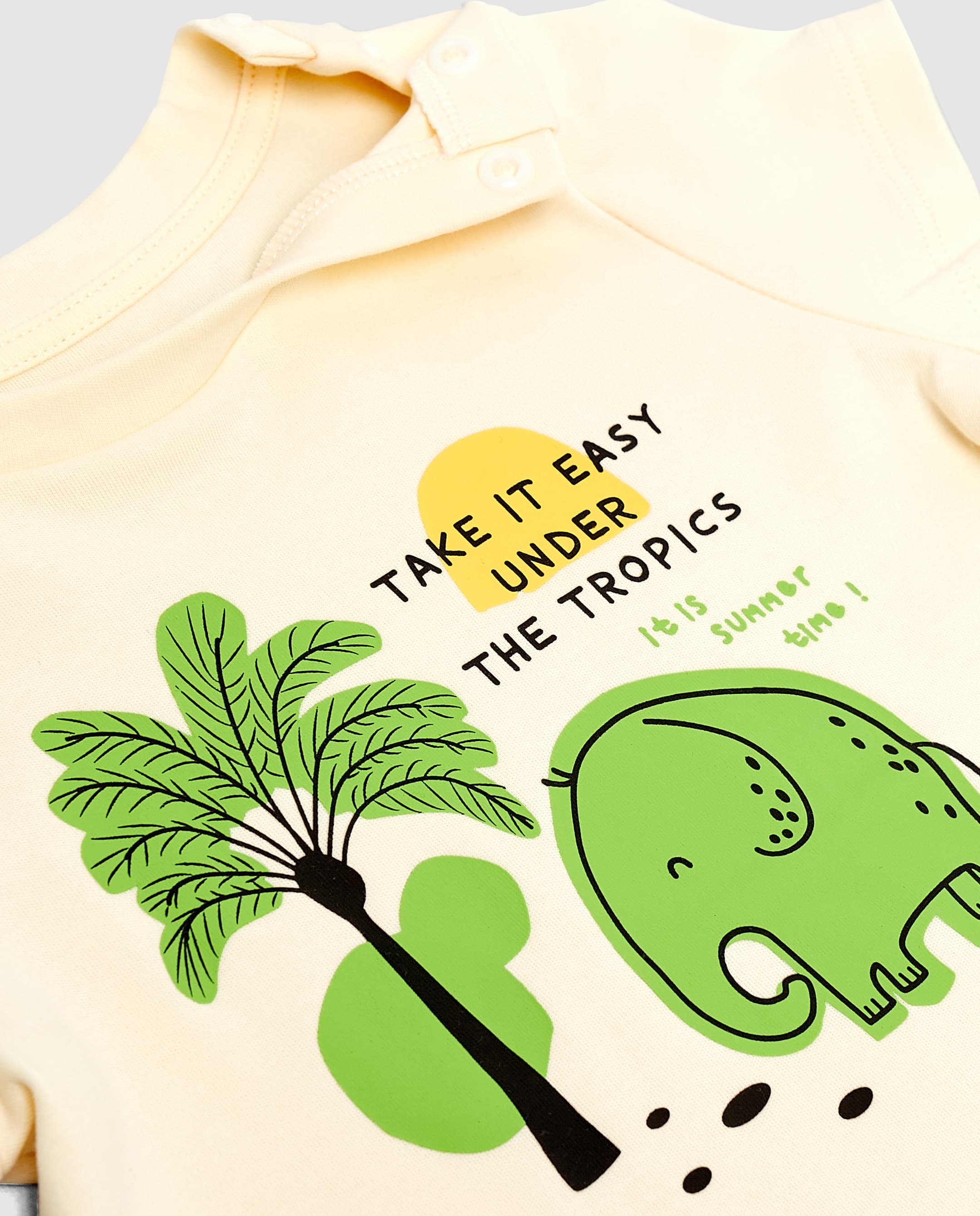 Graphic Short Sleeves Pyjama Set thumbnail 8