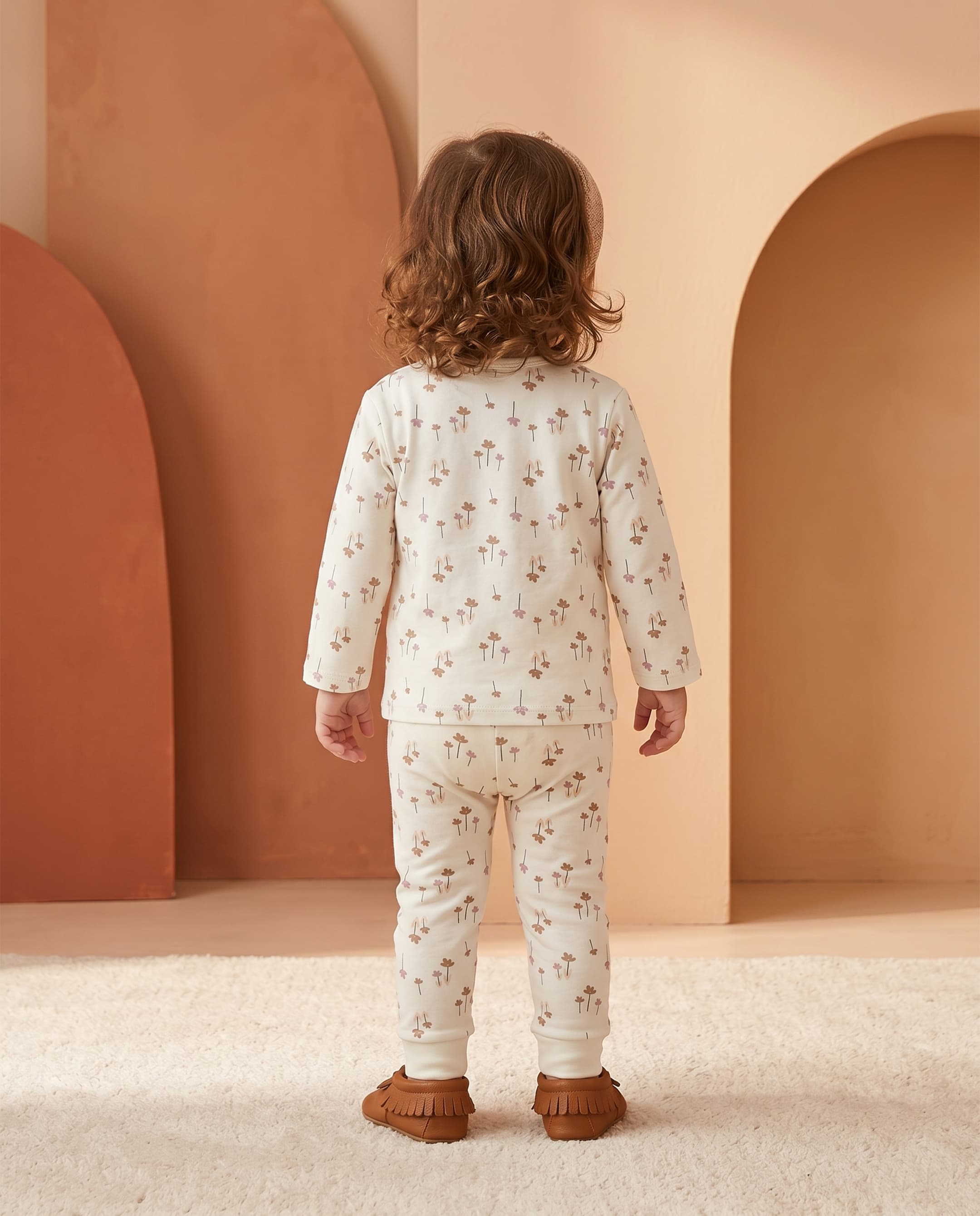 Product view https://mage-cdn.babiesandmore.com/catalog/product/n/h/nhngpj010s26_2_2.jpg1