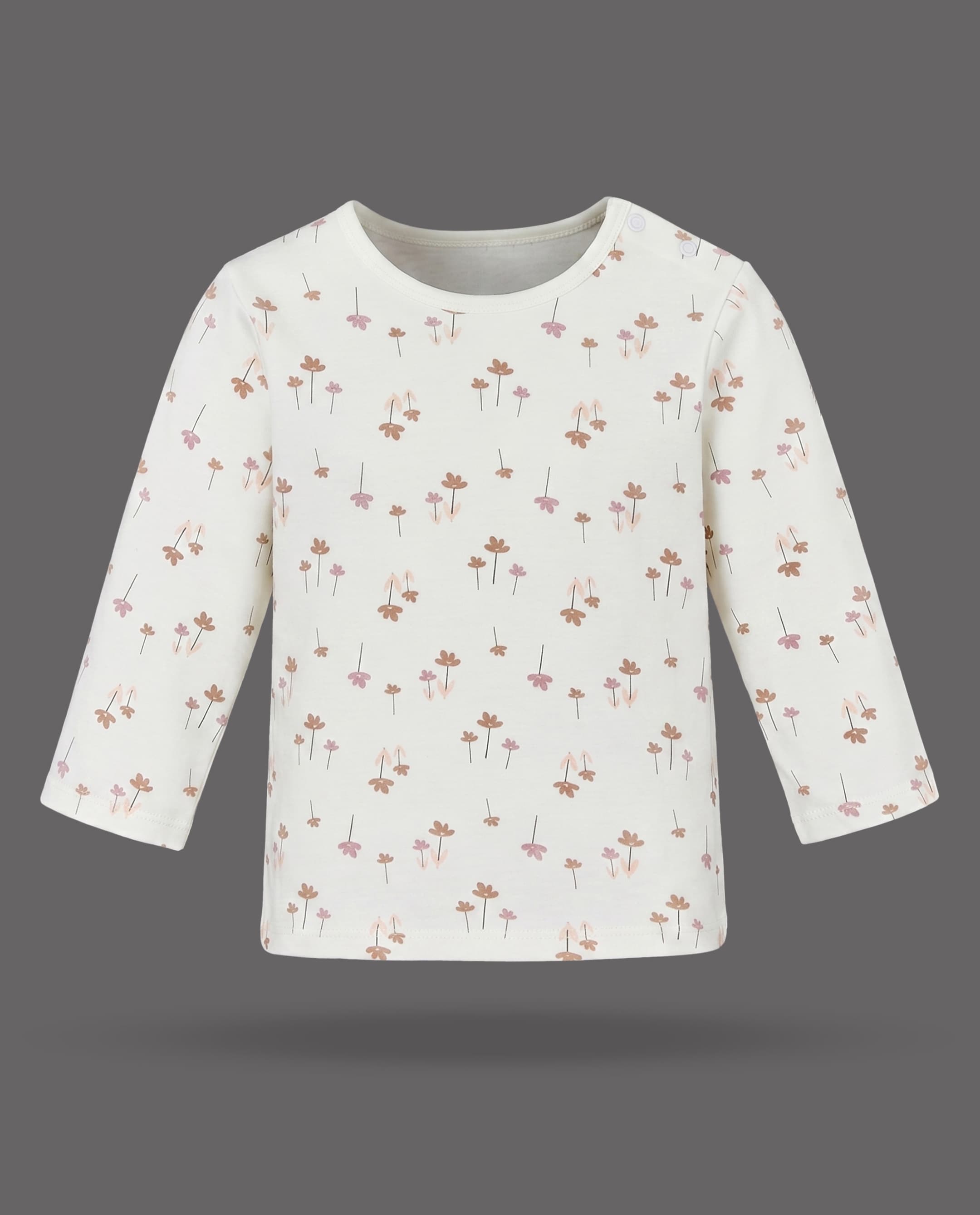 Product view https://mage-cdn.babiesandmore.com/catalog/product/n/h/nhngpj010s26_4_2.jpg1