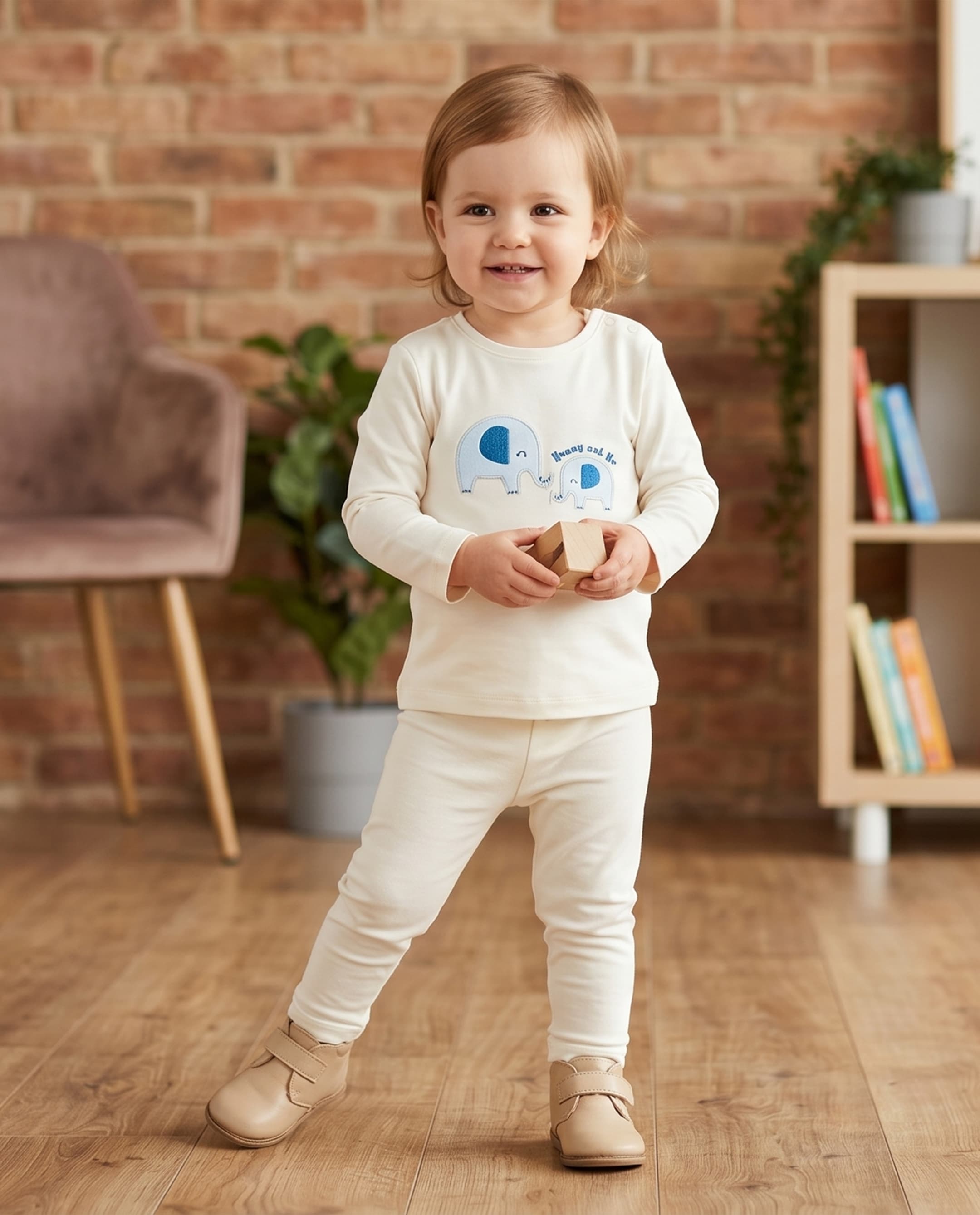 Long Sleeves Applique Pyjama Set